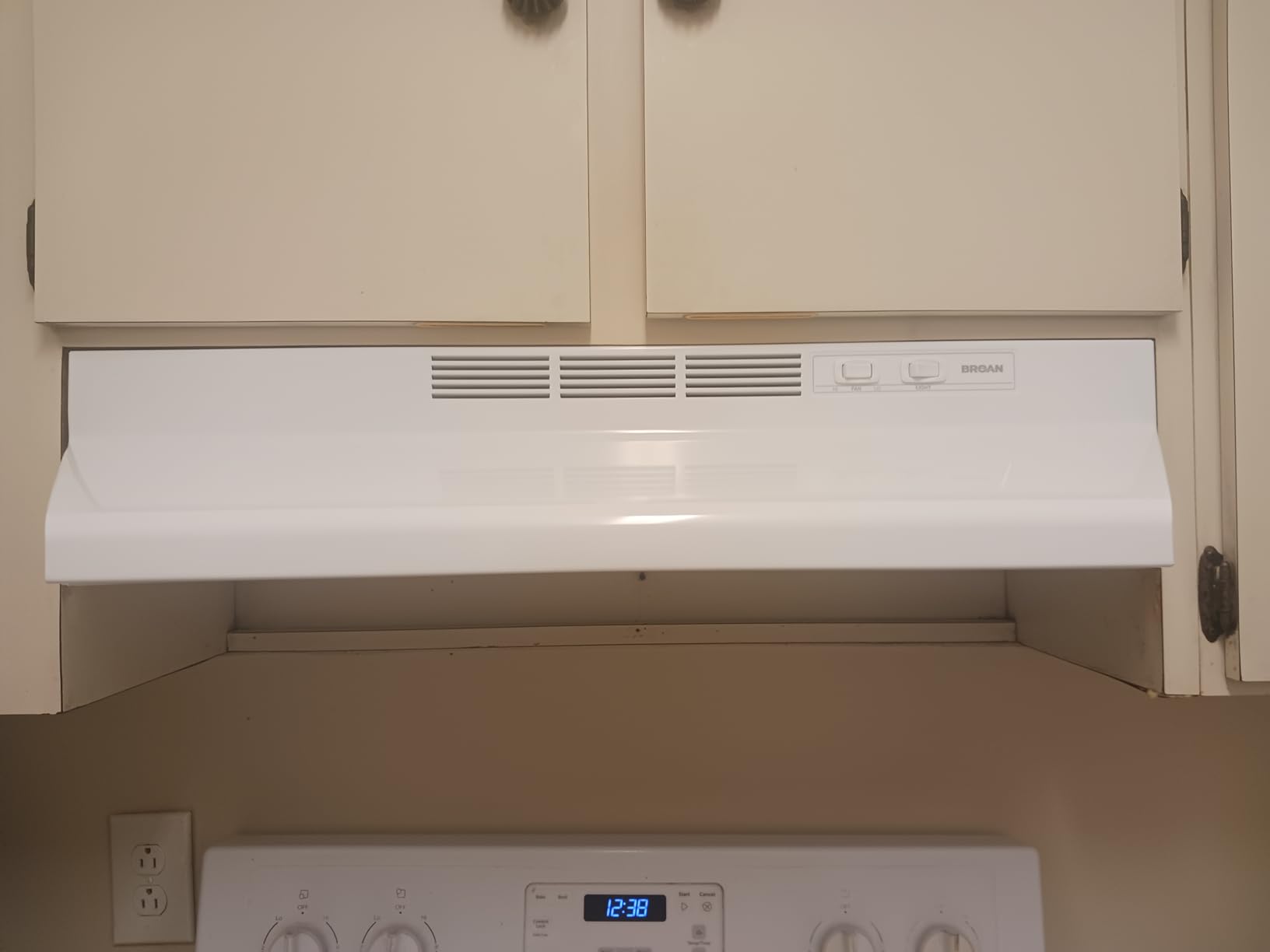 Broan-NuTone Ductless Range Hood with Lights, 30-Inch, White, 413001 customer photo 2