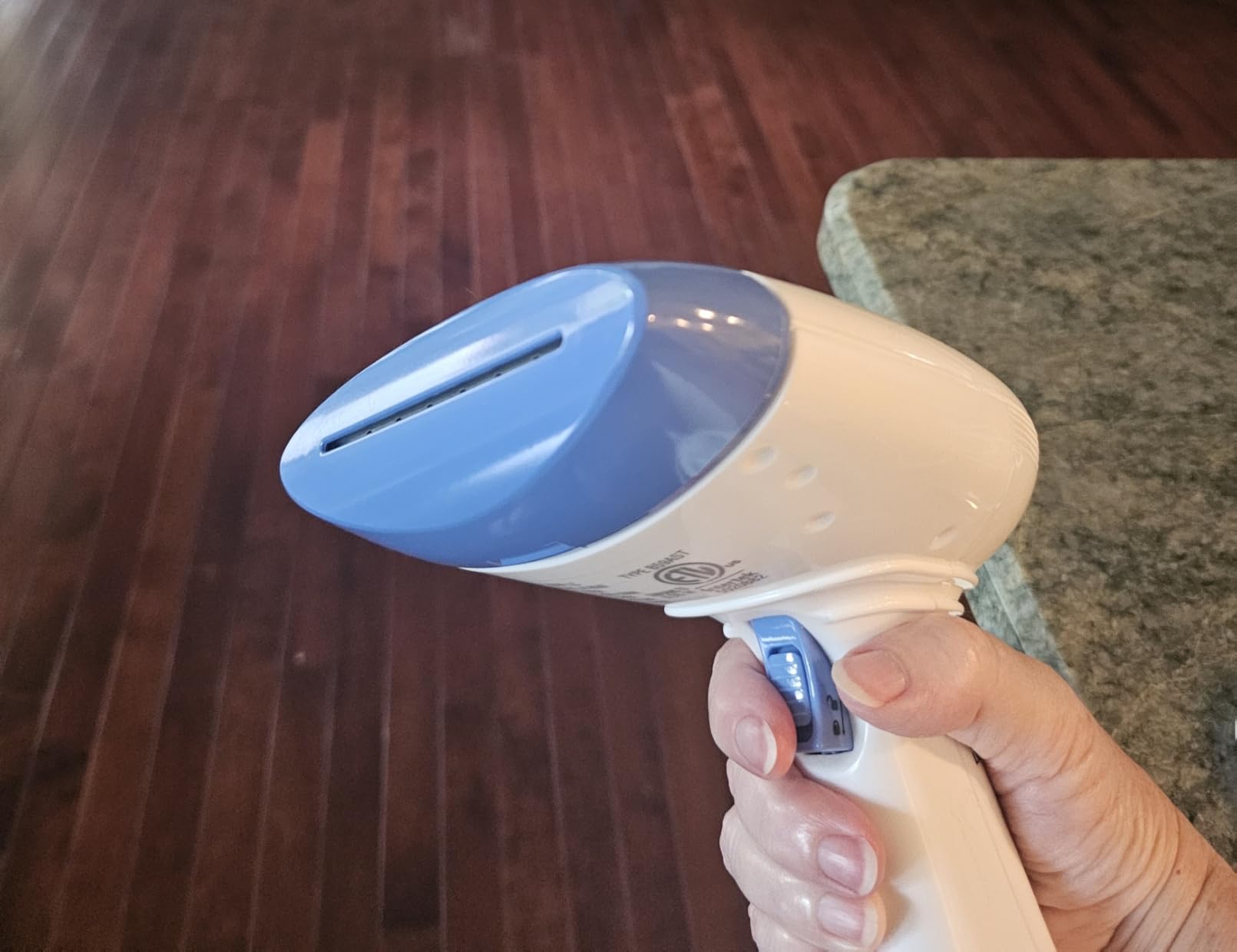 Conair Handheld Garment Steamer for Clothes, ExtremeSteam 1200W, Portable Handheld Design, White/Blue customer photo 2