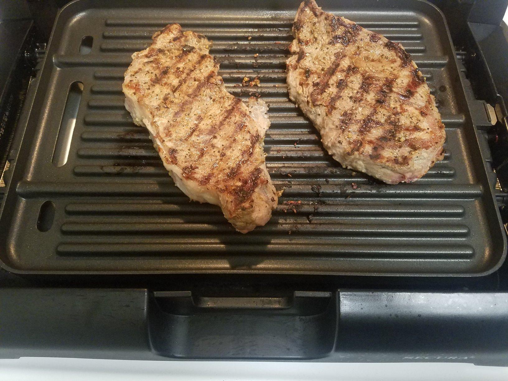 Secura Smokeless Indoor Grill 1800-Watt Electric Griddle with Reversible 2 in 1 Grill and Griddle Plates Plate, Glass Lid, Extra Large Drip Tray (Dishwasher Safe) customer photo 1
