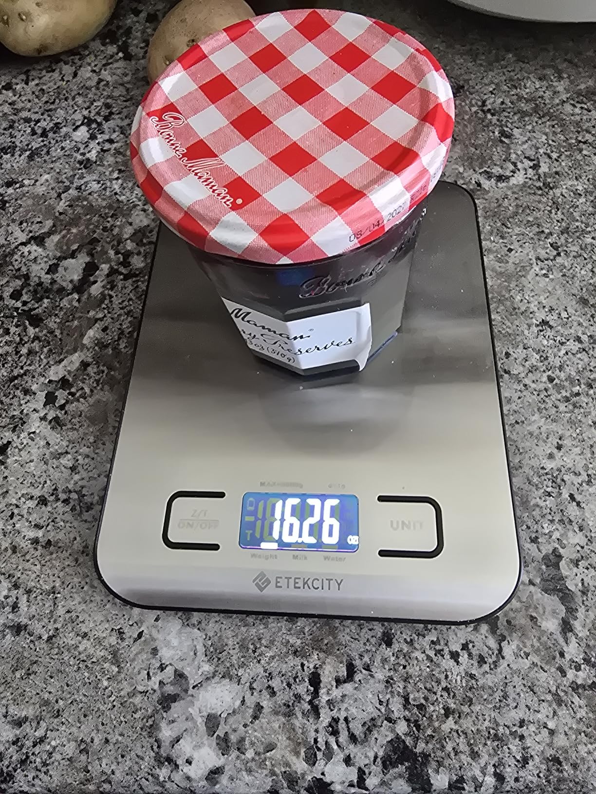 Etekcity Food Kitchen Scale, Digital Grams and Ounces for Weight Loss, Baking, Cooking, Keto and Meal Prep, LCD Display, Medium, 304 Stainless Steel customer photo 2