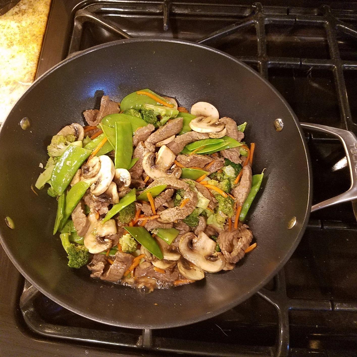 TECHEF - Onyx Collection, 12-Inch Nonstick Flat Bottom Wok/Stir-Fry Pan - PFOA Free, Made in Korea customer photo 2