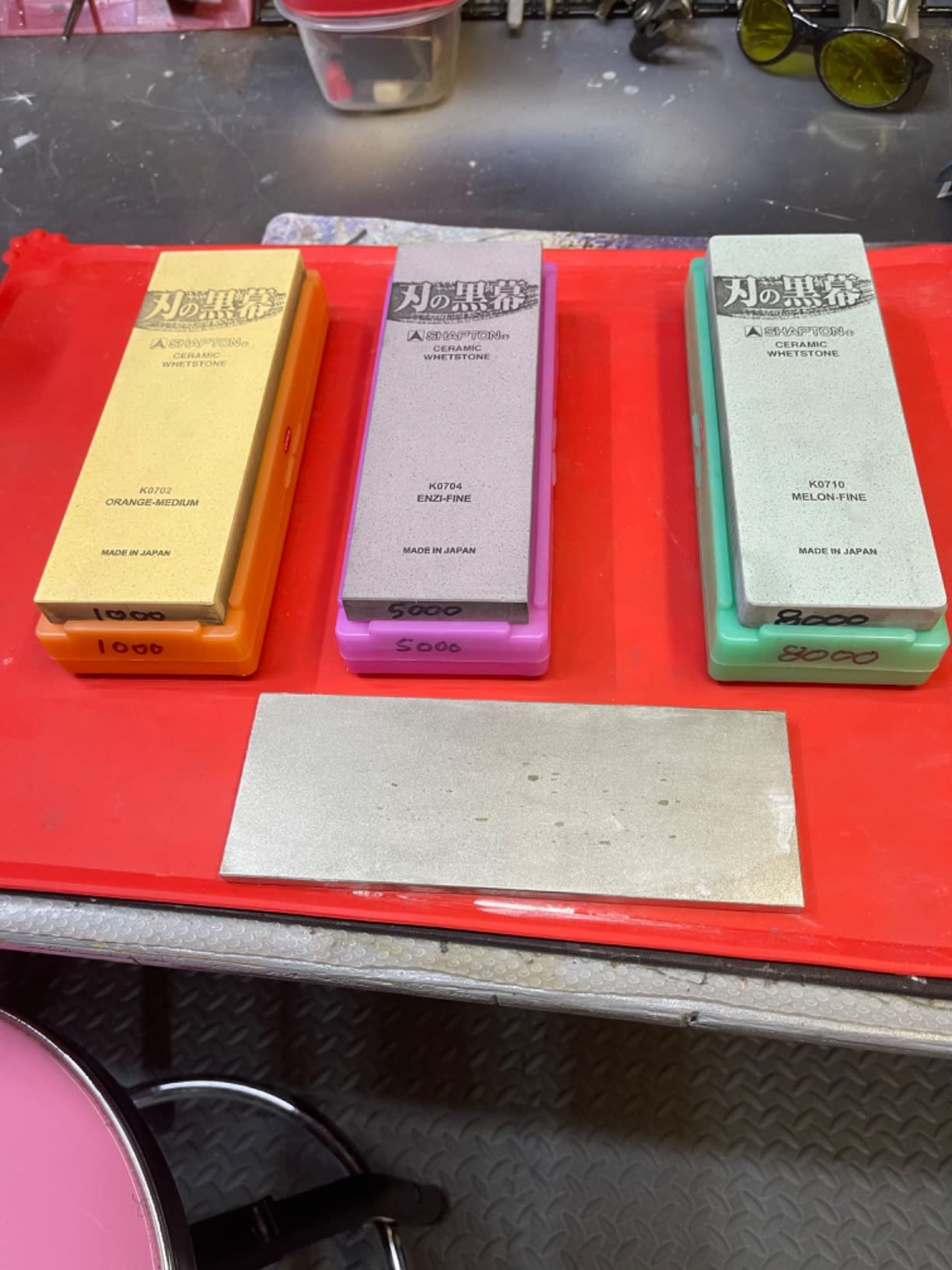 Ha No Kuromaku Ceramic Whetstone (A-set) Medium Grit (#1000) + Fine Grit (#5000) by Shapton customer photo 1