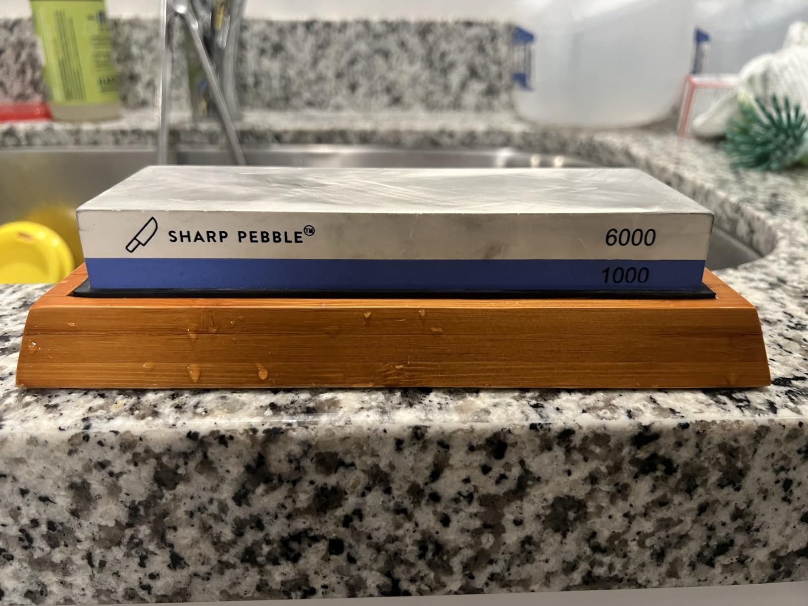 Sharp Pebble Premium Whetstone Knife Sharpening System - 1000/6000 Grit customer photo 2