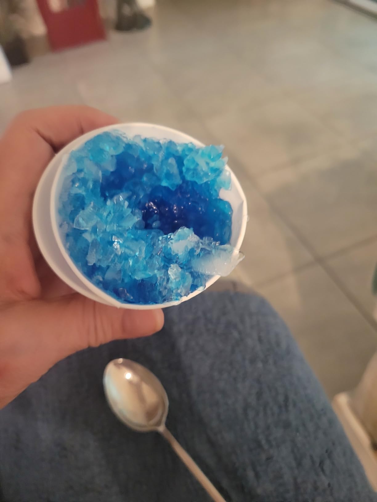 Cuisinart Snow Cone Machine, Home Shaved Ice Maker for Snow Cones, Snow Cone Maker with Reuseable Paper Cups, SCM-10P1 customer photo 1