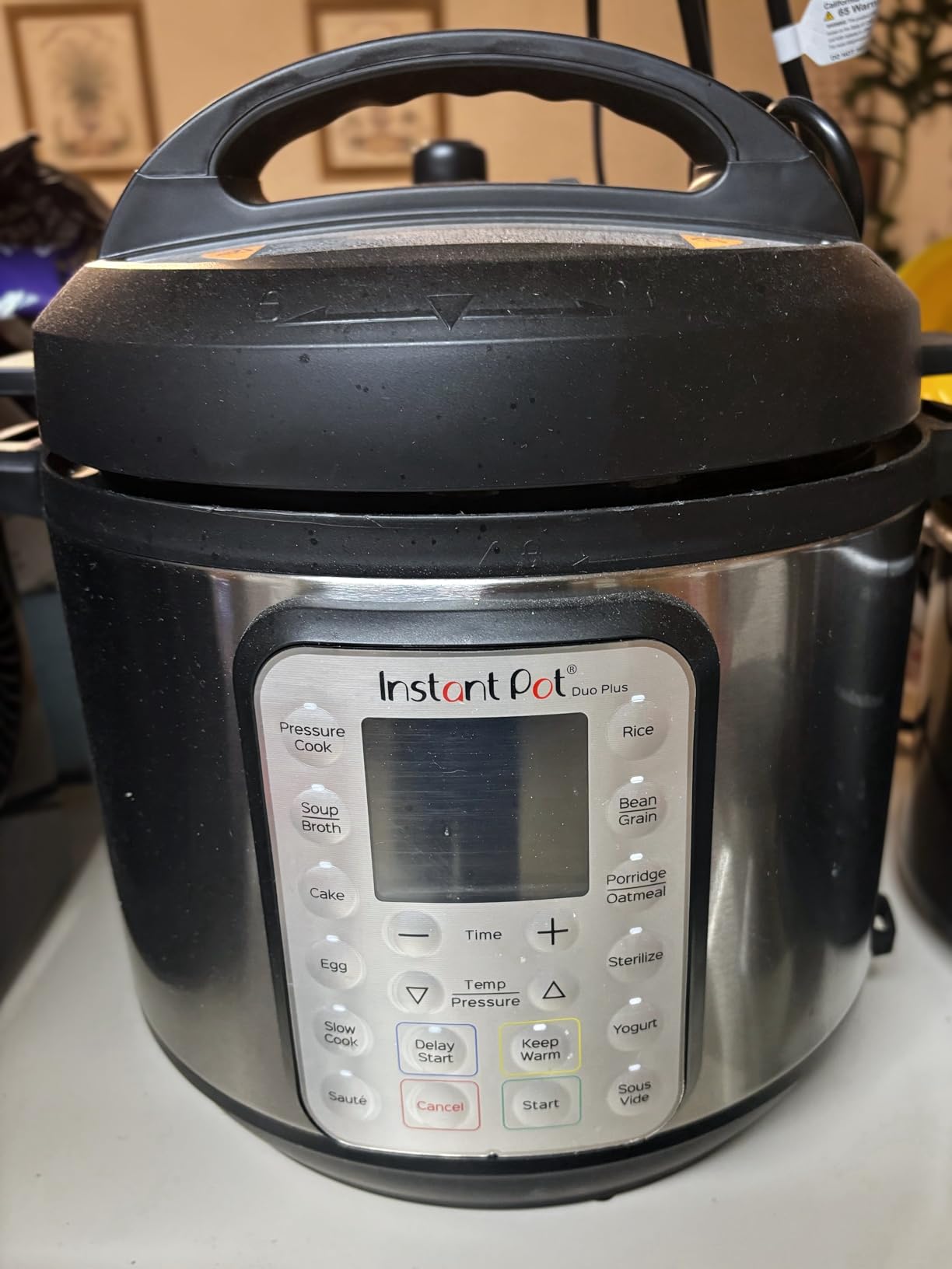 Instant Pot Duo Plus 9-in-1 Multicooker, Pressure Cooker, Slow Cook, Rice Maker, Steamer, Sauté, Yogurt, Warmer & Sterilizer, Includes App with Over 800 Recipes, Stainless Steel, 6 Quarts customer photo 2