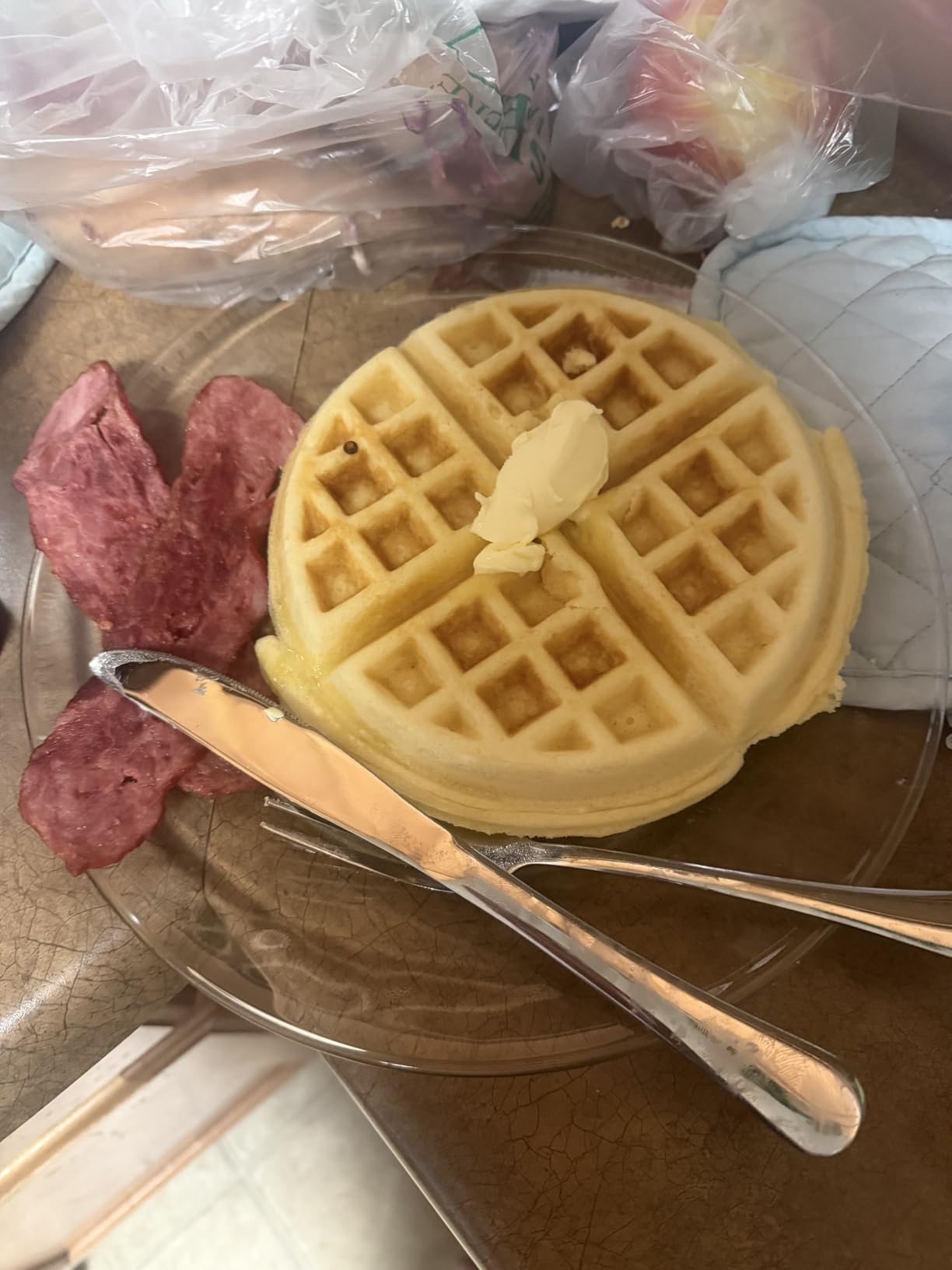 Chefman Rotating Belgian Waffle Maker, 180 Degree Flip Iron w/ Non-Stick Plates, Adjustable Timer, Locking Lid, and Drip Plate, Space Saving Storage, Mess-Free Breakfast, Stainless Steel/Black customer photo 2