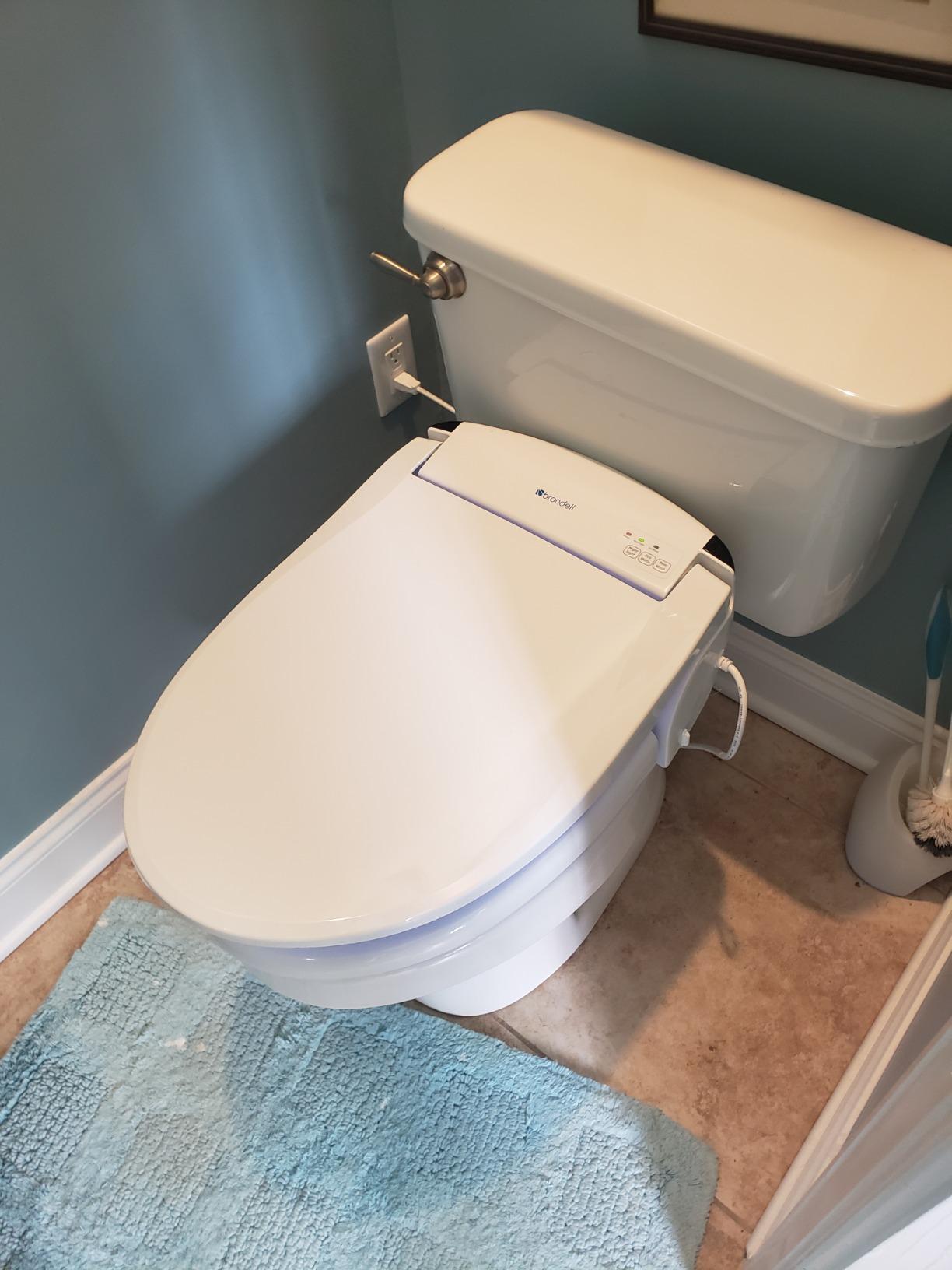 Brondell Swash SE600 Bidet Toilet Seat, Fits Elongated Toilets, White - Oscillating Stainless-Steel Nozzle, Warm Air Dryer, Ambient Nightlight customer photo 1