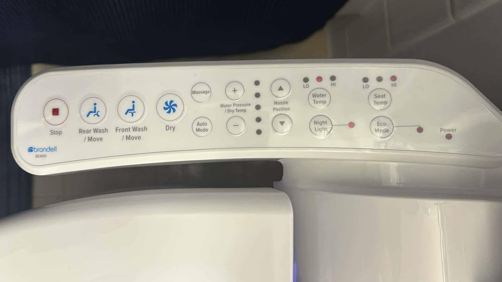 Brondell SE400-RW Swash SE400 Electric Bidet Toilet Seat With Heated Seat, Oscillating Stainless Steel Nozzle, Warm Air Dryer, Night Light, Gentle Close Lid, White Side Arm Control, Round customer photo 1
