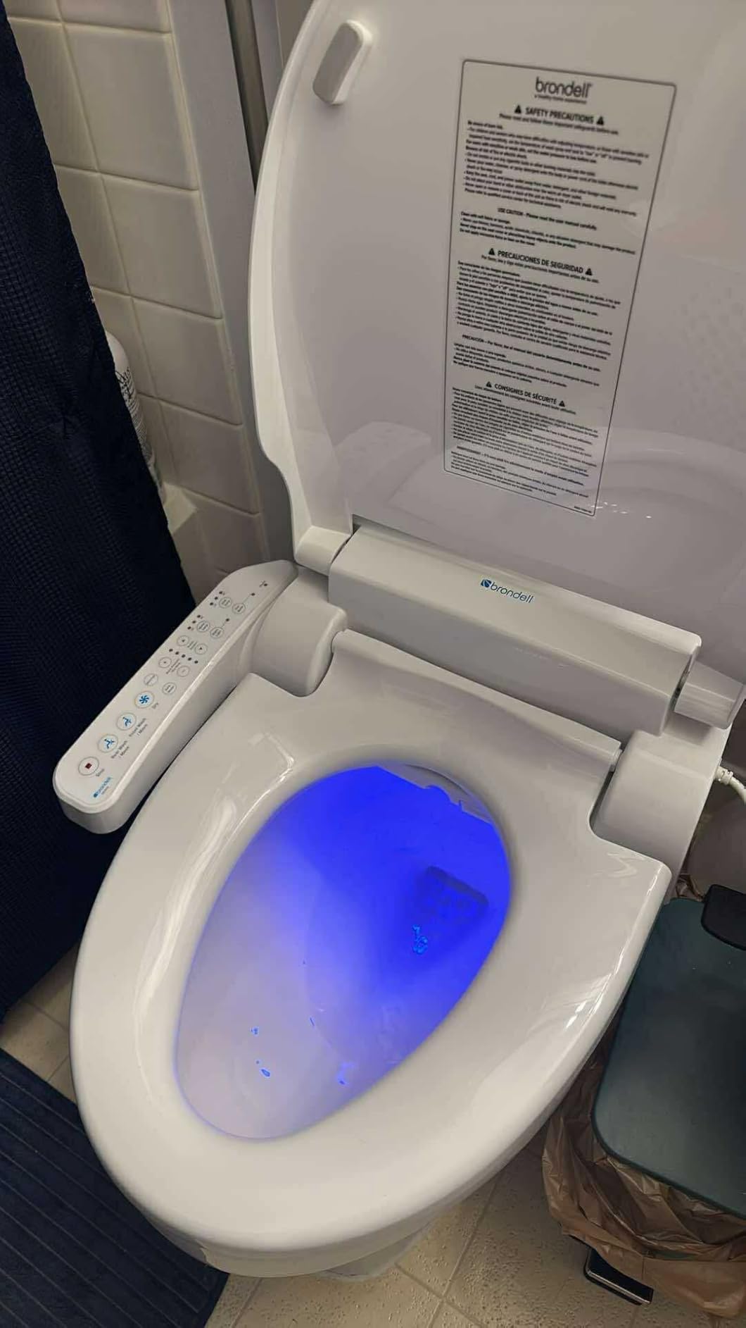 Brondell SE400-RW Swash SE400 Electric Bidet Toilet Seat With Heated Seat, Oscillating Stainless Steel Nozzle, Warm Air Dryer, Night Light, Gentle Close Lid, White Side Arm Control, Round customer photo 2