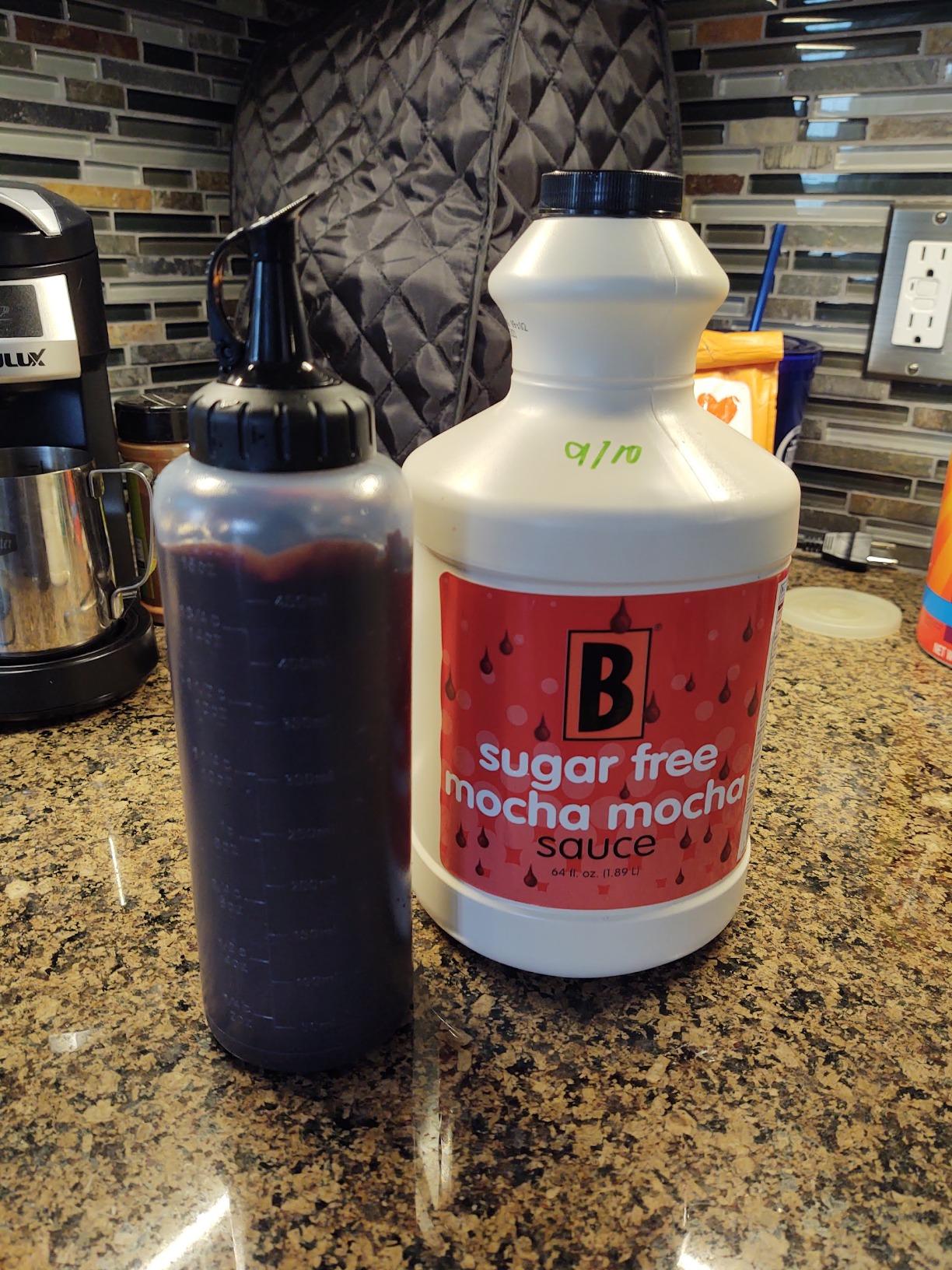 OXO Good Grips Chef's Squeeze Bottle - Set customer photo 1