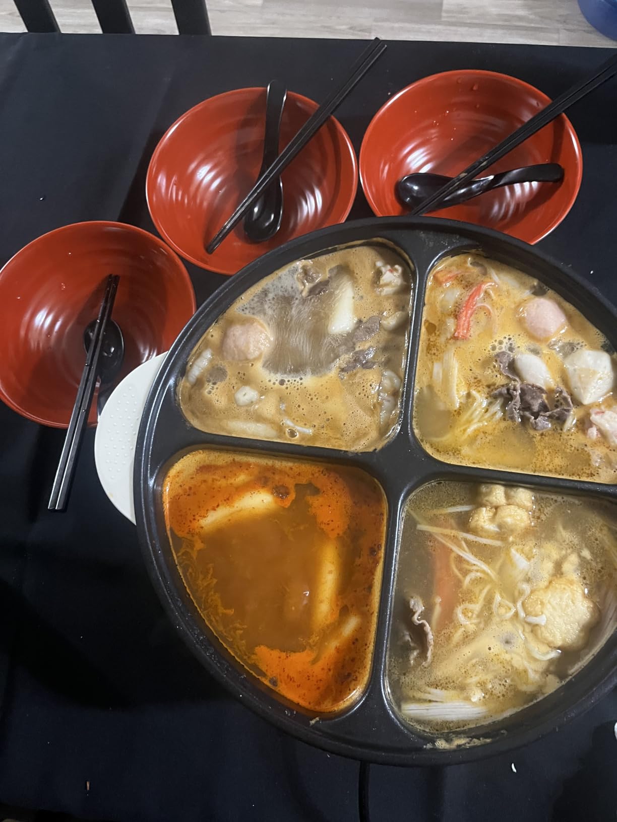 4 Ramen Bowls, 12 pieces Pho set. Red Black Ramen Bowl Set. Unbreakable Melamine. Asian Japanese soup. Spoons And Chopsticks kit. XL 37 oz. Korean, Wonton, Miso customer photo 1