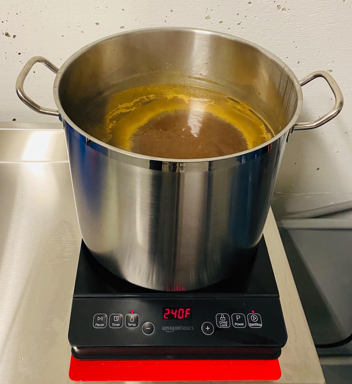 Amazon Basics 1800W Portable Electric Induction Cooktop, Burner and Child Lock, Overheat Protection, Timer, 8 Power Settings, Temperature Control Up to 440F, for Cookware Diameter 5.7