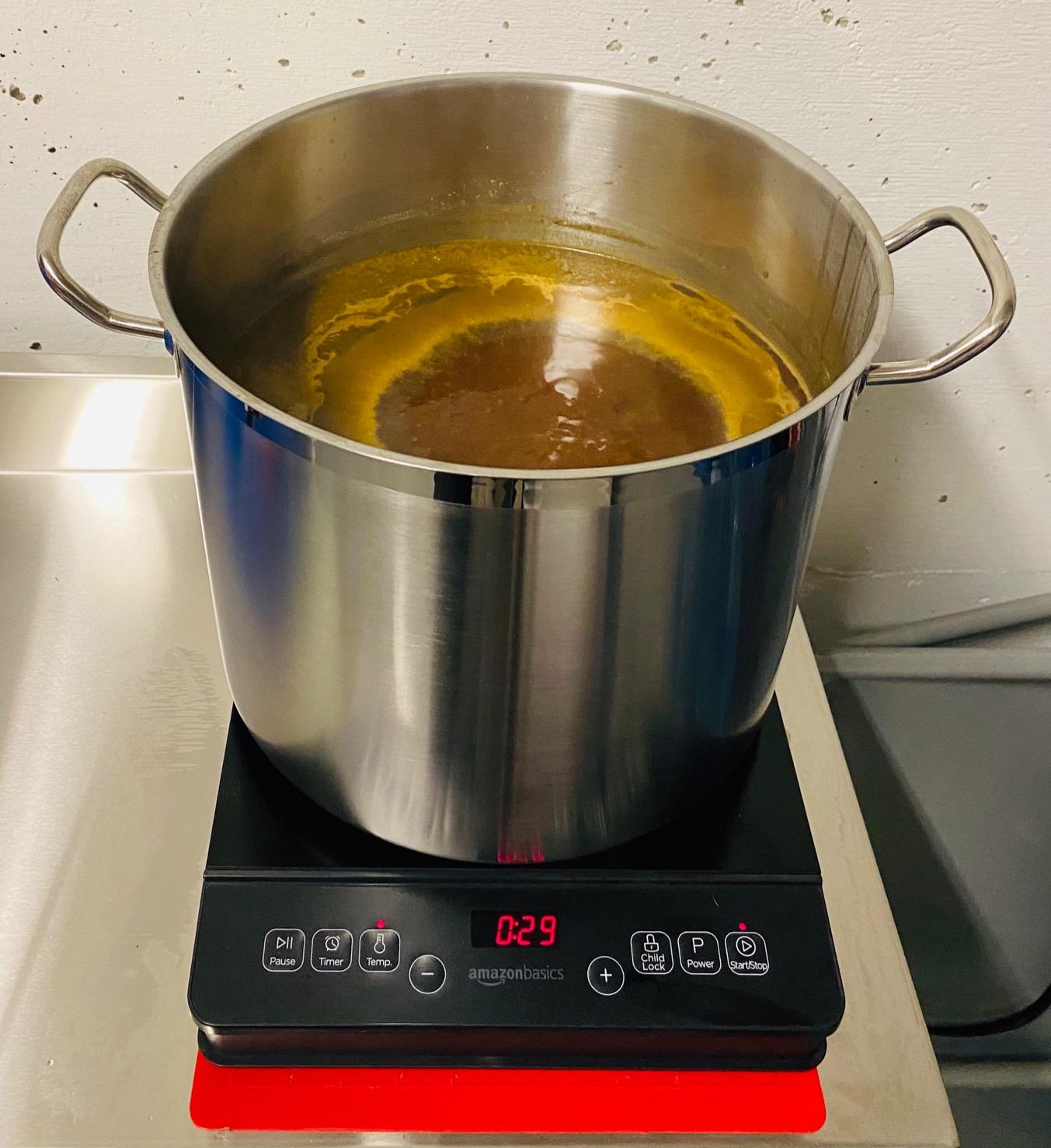 Amazon Basics 1800W Portable Electric Induction Cooktop, Burner and Child Lock, Overheat Protection, Timer, 8 Power Settings, Temperature Control Up to 440F, for Cookware Diameter 5.7