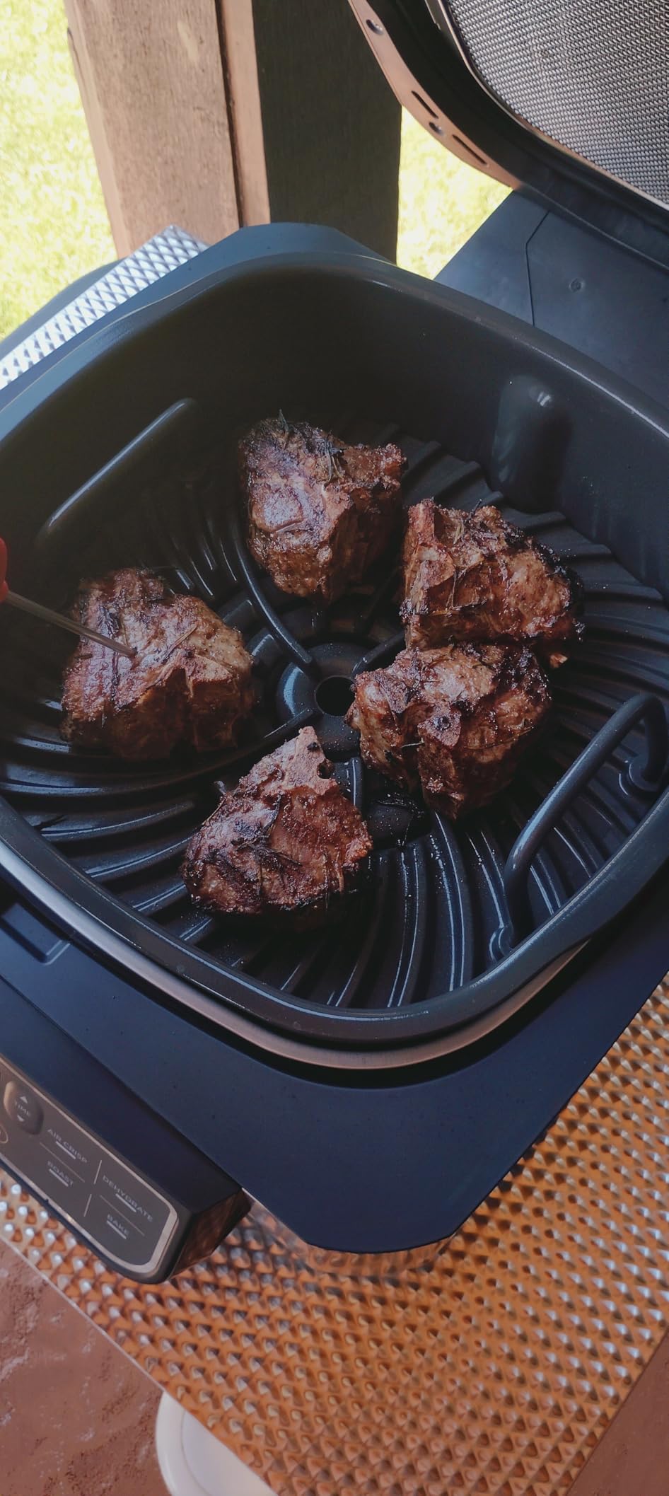Ninja Foodi 5-in-1 XL Indoor Grill & Air Fryer, Black/Grey, AG301 | Cyclonic Grilling Technology for char-grilled flavor indoors year-round. 5-in-1: Grill, Air Fry, Roast, Bake & Dehydrate. XL. customer photo 1