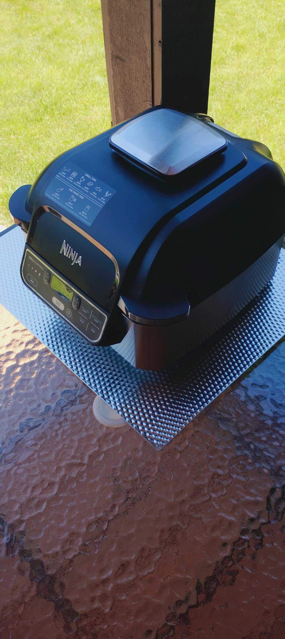 Ninja Foodi 5-in-1 XL Indoor Grill & Air Fryer, Black/Grey, AG301 | Cyclonic Grilling Technology for char-grilled flavor indoors year-round. 5-in-1: Grill, Air Fry, Roast, Bake & Dehydrate. XL. customer photo 2
