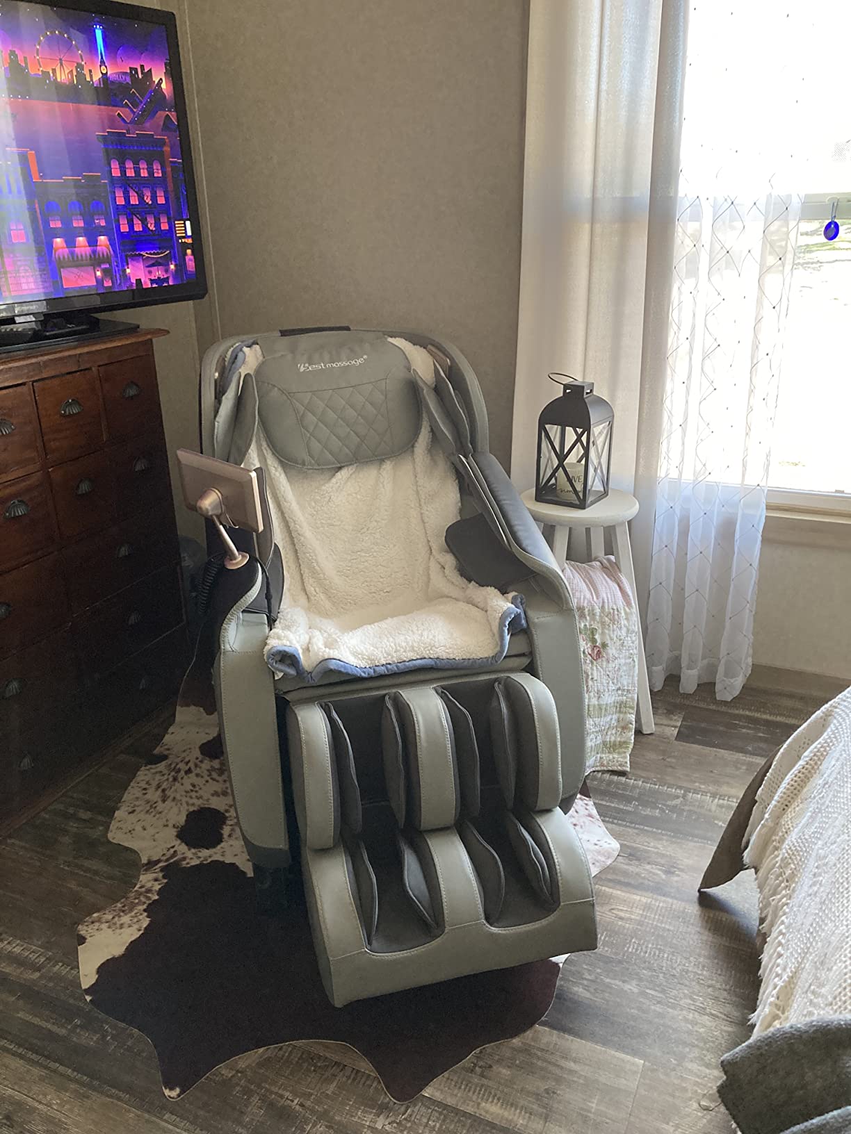 BestMassage Massage Chair, Full Body Zero Gravity Recliner with Bluetooth Speaker, Heating Therapy, Foot Roller, and Air Massage System for Home or Office, Black customer photo 1