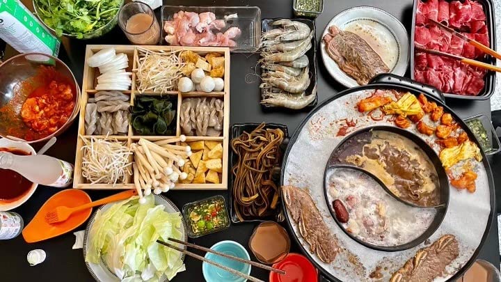 Food Party Hot Pot with Grill 2 in 1 Electric Smokeless Grill and Hotpot Pot Combo Korean BBQ Grill 110V 1700W customer photo 1