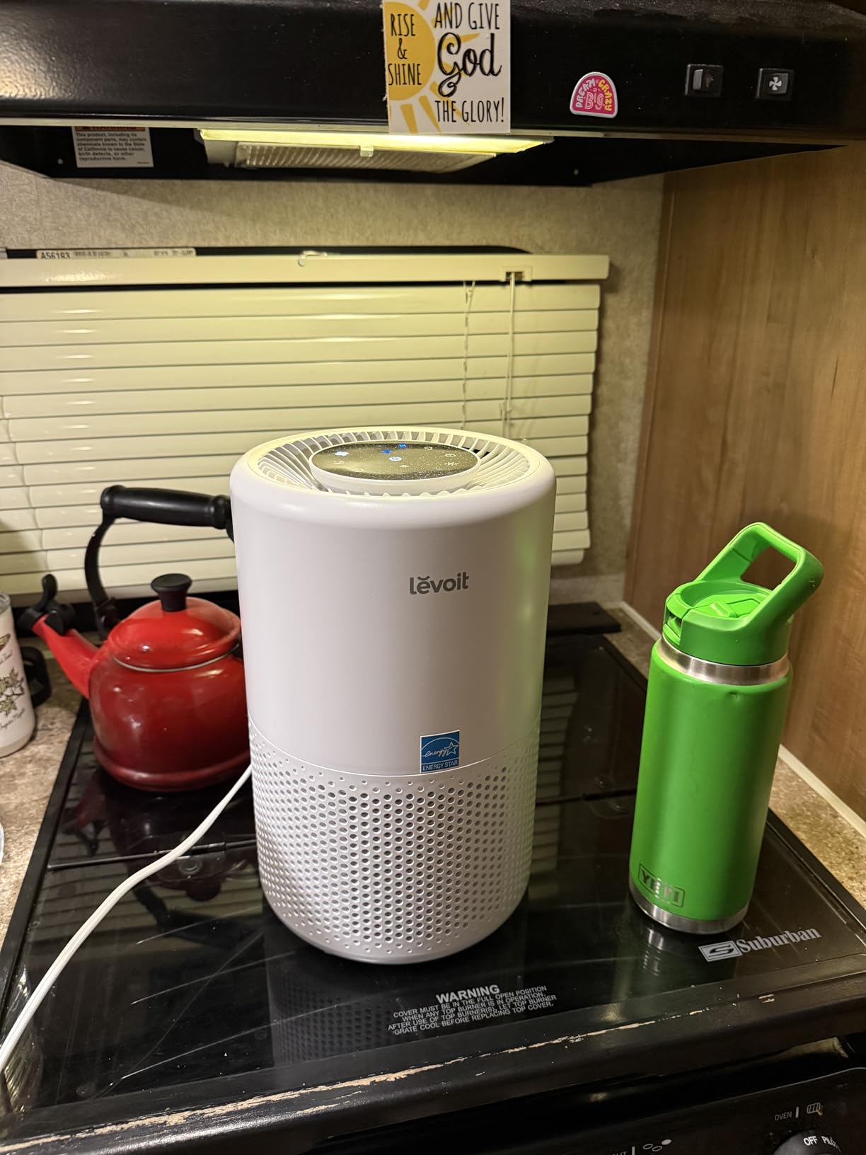 LEVOIT Air Purifier for Home Bedroom, Quiet Clean with Washable Pre-Filter for Dander, Smoke, Dust, Pollen, AHAM VERIFIDE, Odor Eliminators for Medium Sized Rooms, Pet Hair Remover, Vital 100, White customer photo 1