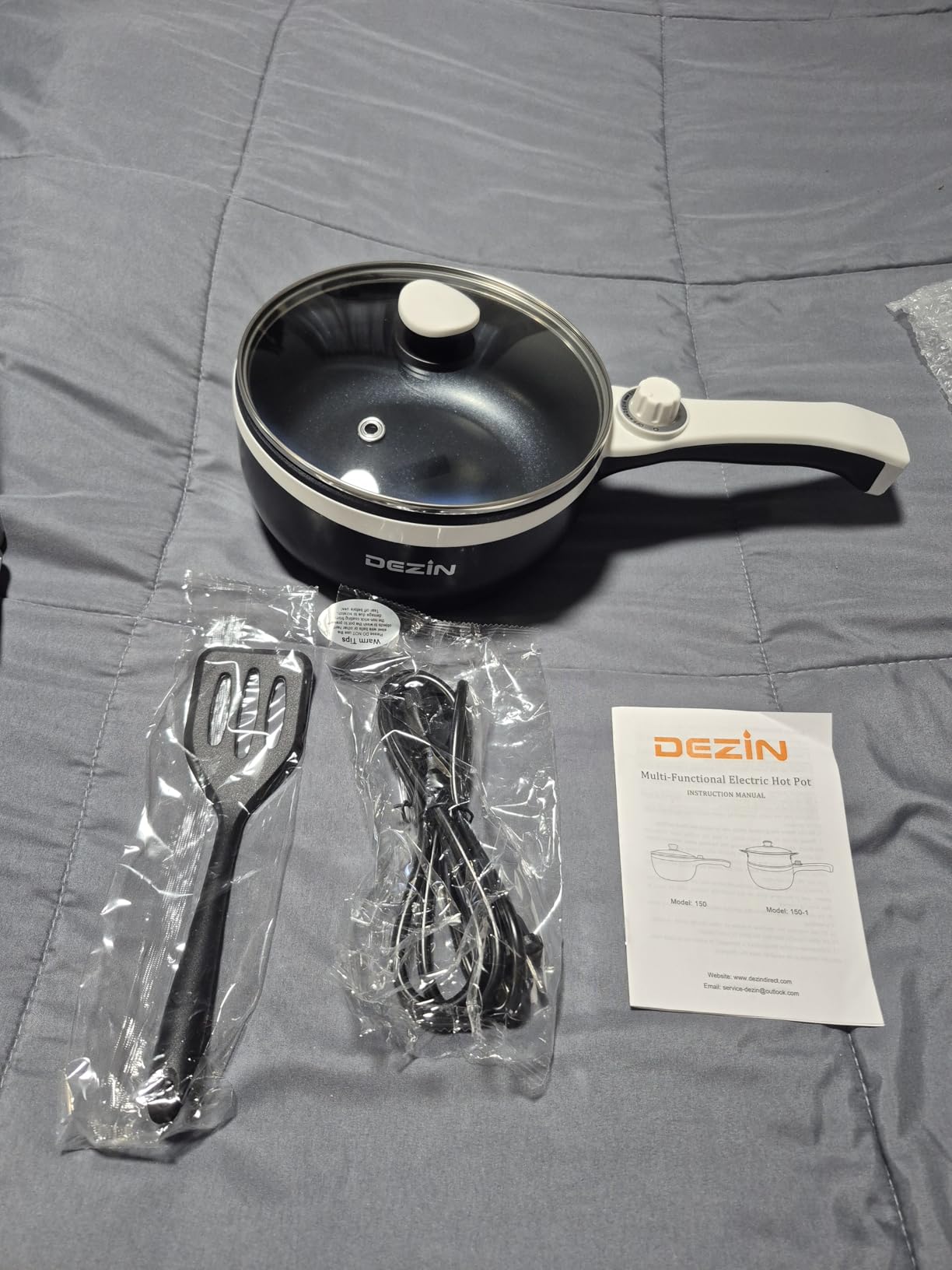 Dezin Hot Pot Electric Upgraded, Non-Stick Sauté Pan, Rapid Noodles Electric Pot, 1.5L Mini Portable Hot Pot for Steak, Egg, Fried Rice, Ramen, Oatmeal, Soup with Power Adjustment customer photo 2