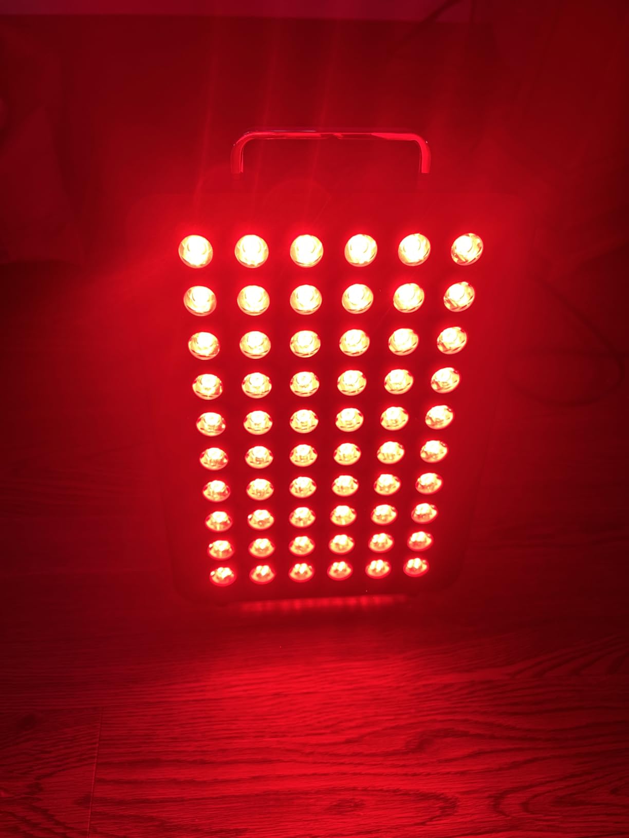 BestQool Red Light Therapy, Dual Chip Elite Grade LED Red Infrared Light Panel with Near-Infrared Light 660nm 850nm High Power Red Light Therapy Device at Home, Ideal for Body, Face, 105W customer photo 2