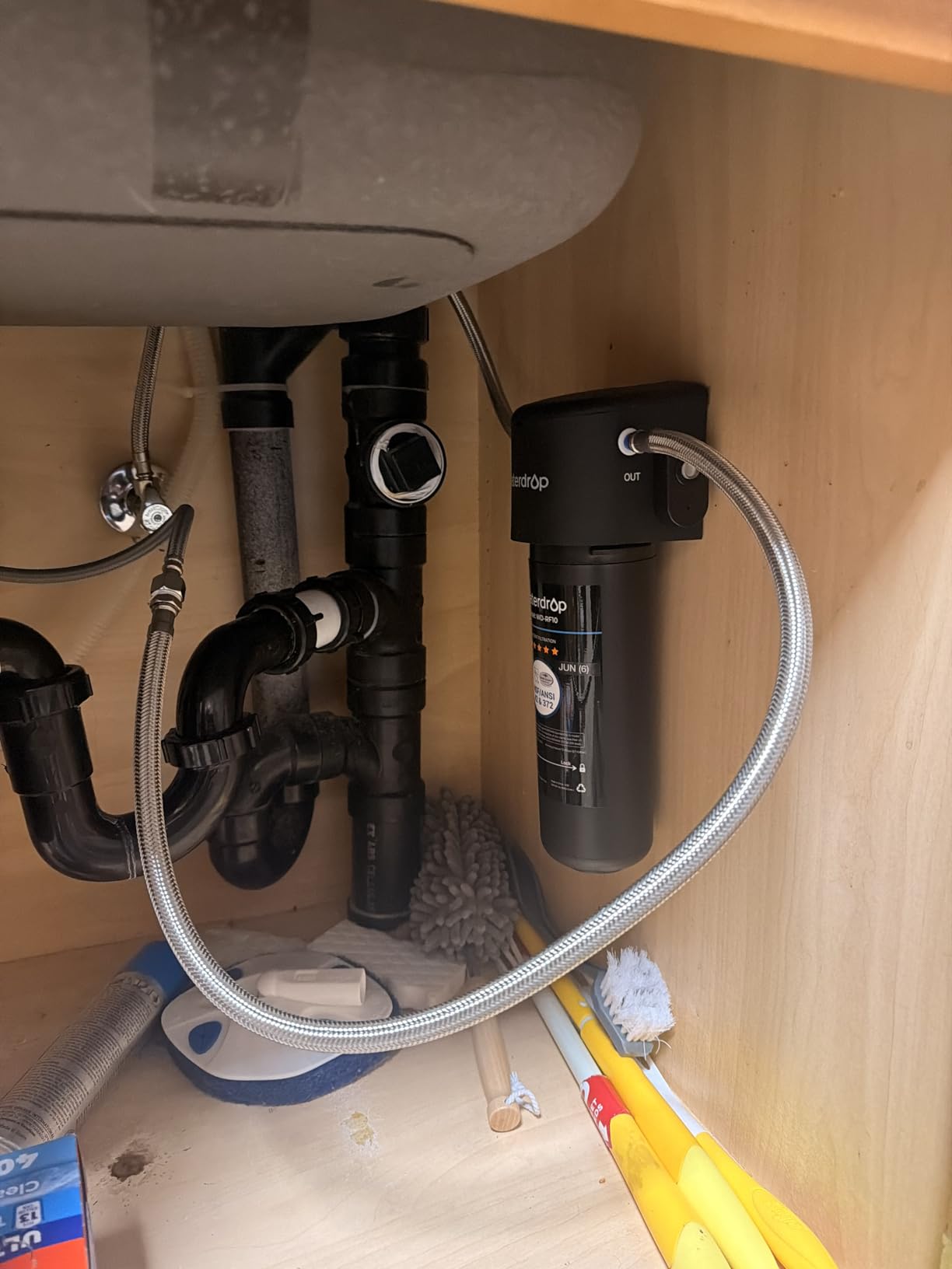 Waterdrop 10UA Under Sink Water Filter System, Reduces PFAS, PFOA/PFOS, Lead, Chlorine, Bad Taste & Odor, Under Counter Water Filter Connects Directly to Your Faucet, NSF/ANSI 42 Certified, 1 Year customer photo 1