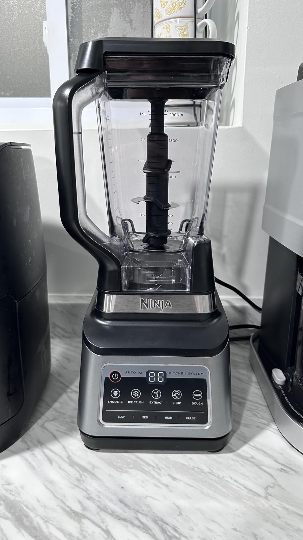 Ninja BN801 Professional Plus Kitchen System, 1400W, 5 Auto-iQ Functions, Grey customer photo 1