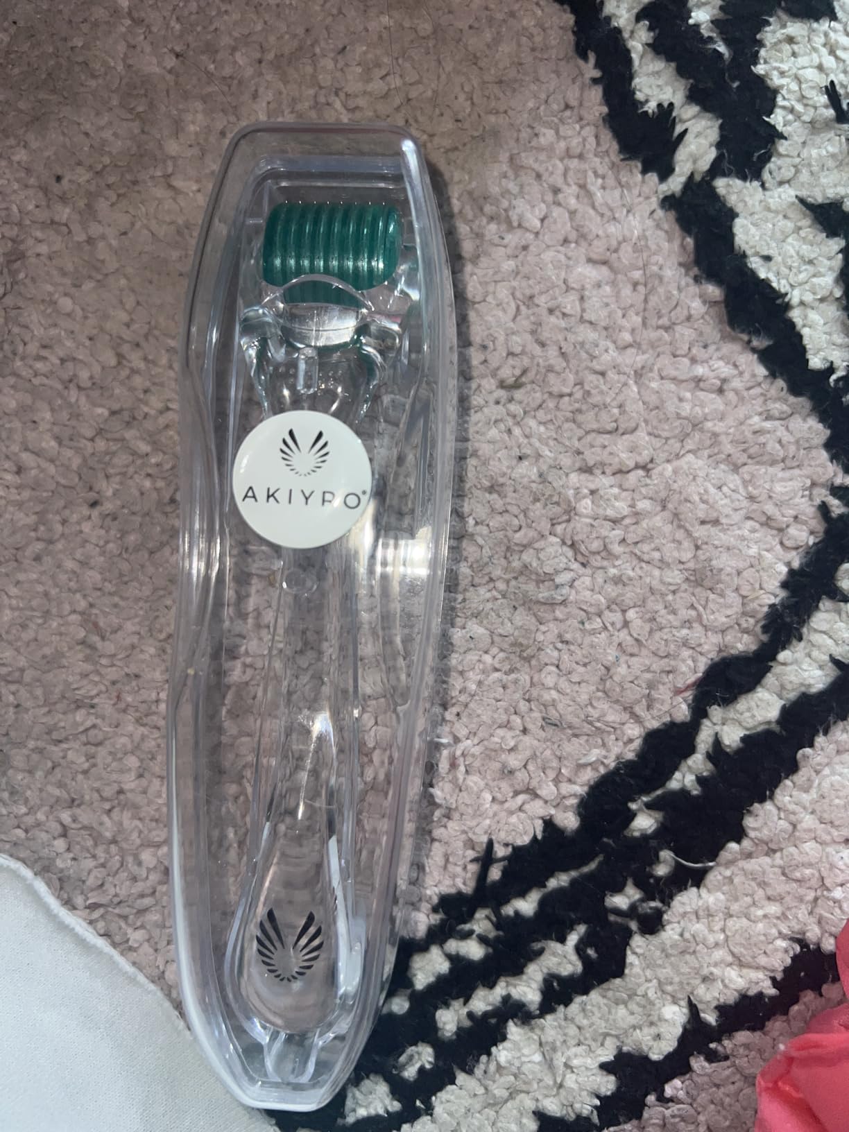AKIYRO Derma Roller 0.30mm - Microneedle Roller with Storage Case - 192 Micro Needling Dermal Tool for Face, Beard, Scalp & Body customer photo 1