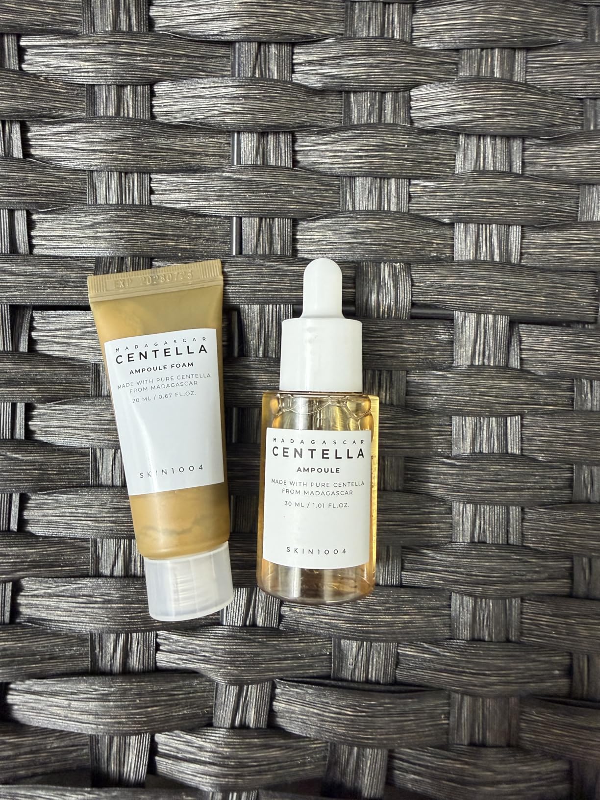 SKIN1004 Madagascar Centella Travel Kit, Toner, Ampoule, Soothing Cream, Cleansing Oil, Ampoule Foam, Basic Skincare Trial Kit Box, Compact Size customer photo 1
