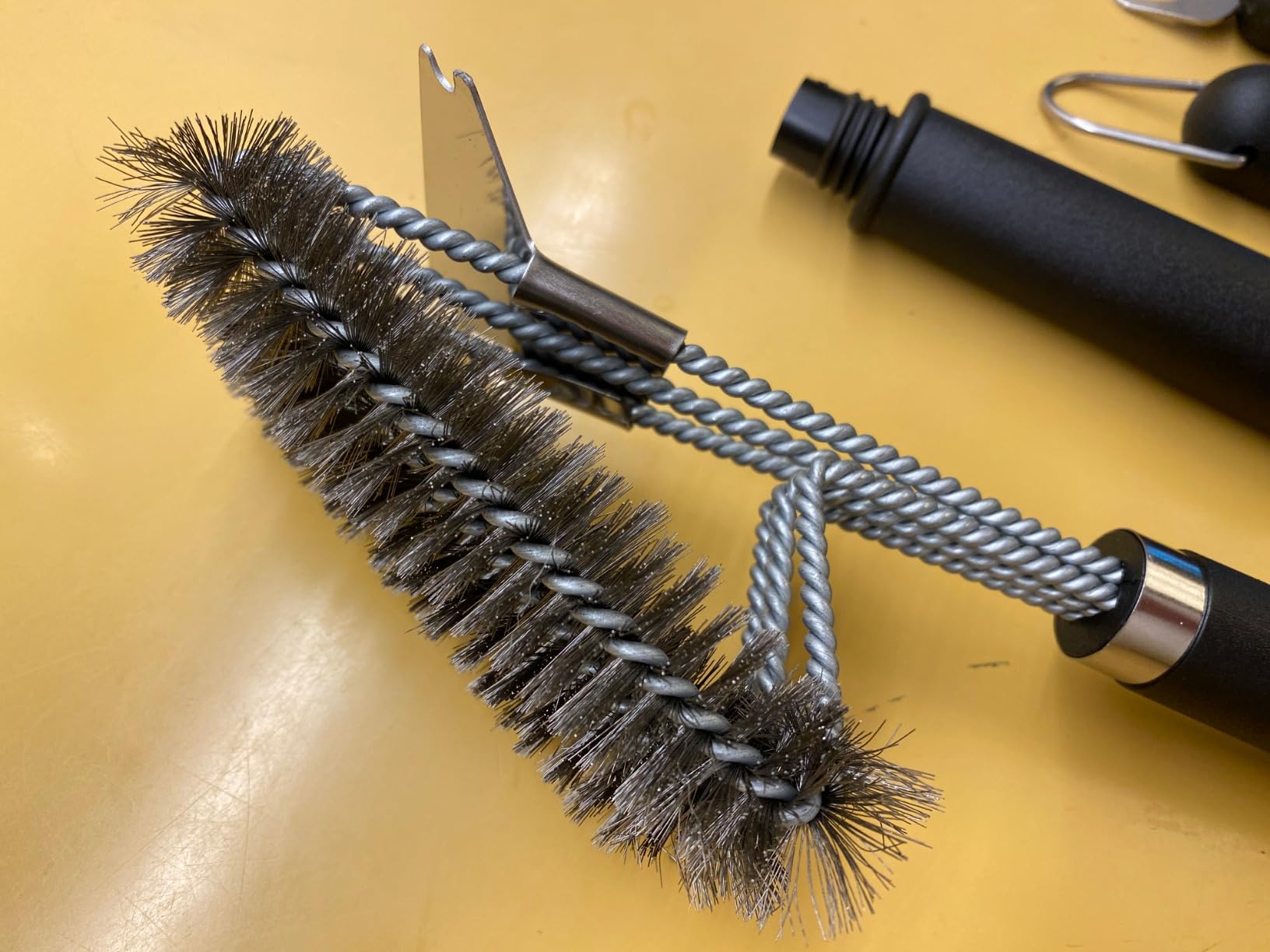 TNTOR Grill Brush with Scraper, 18