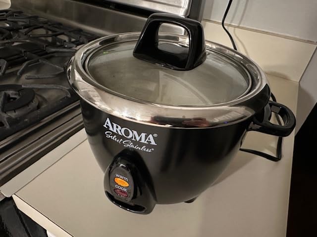 Aroma Housewares Select Stainless Rice Cooker & Warmer with Uncoated Inner Pot, 3-Cup(uncooked)/6-Cup(cooked)/ 1.2Qt, ARC-753SGB, Black customer photo 2