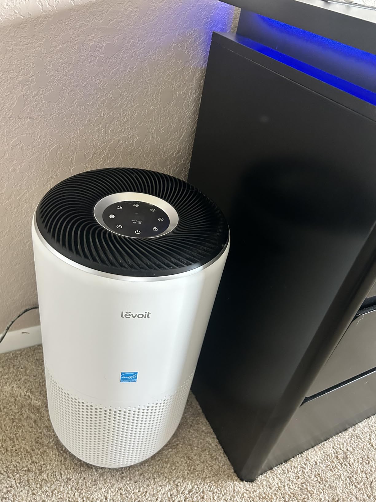 Levoit Smart Air Purifiers for Home Large Room Up to 1733 Ft² Core 400S-P | HEPA Sleep Mode, AHAM VERIFIDE, Auto Mode, Air Quality Monitor, 3-in-1 Filter For Pet Allergy, Smoke, Dust, ChildLock, White customer photo 1