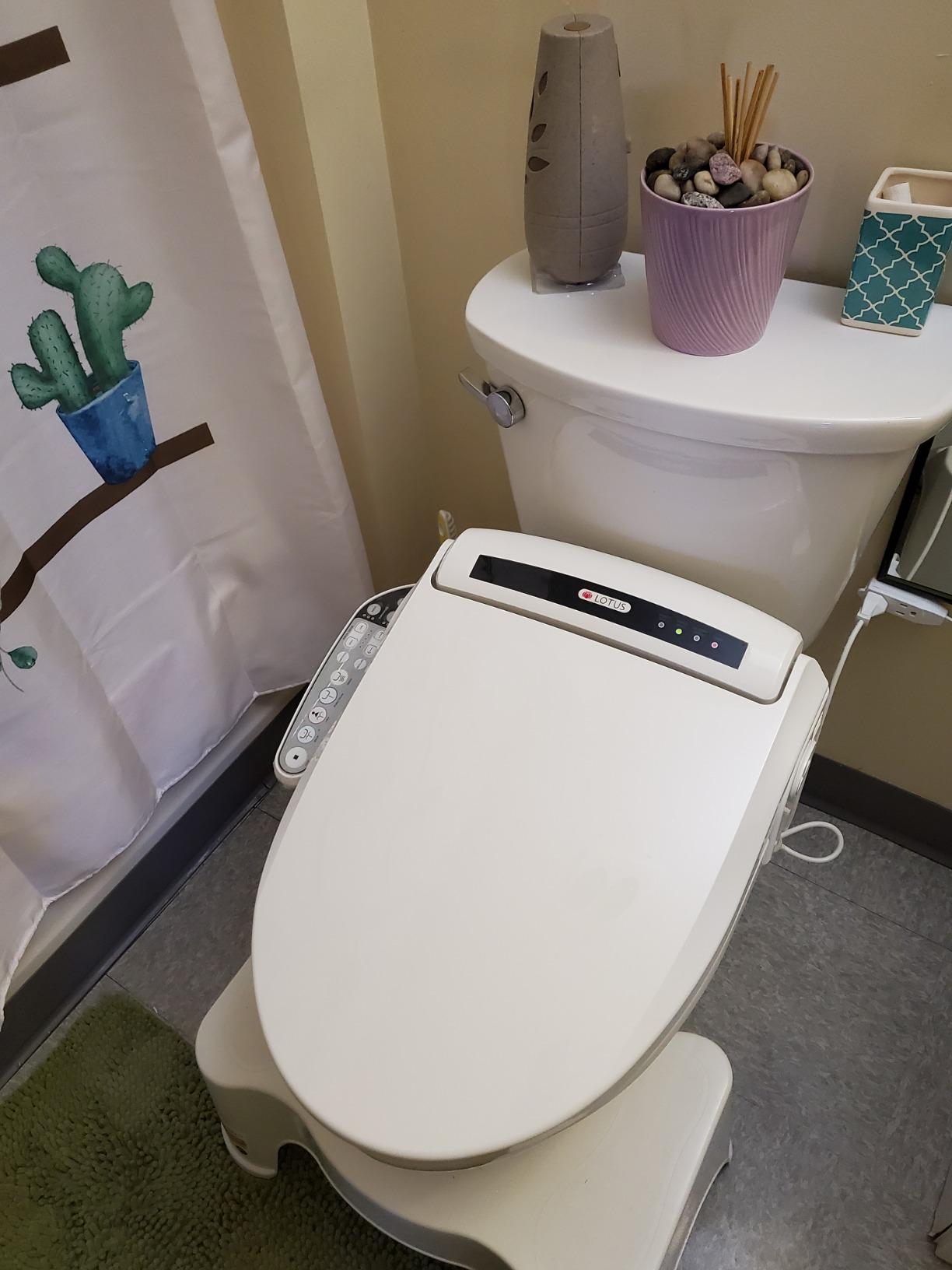 Lotus Bidet Seat ATS-800 Round, Heated Seat, Temperature Controlled Wash, Warm Air Dryer, Easy DIY Installation, Made in Korea customer photo 1