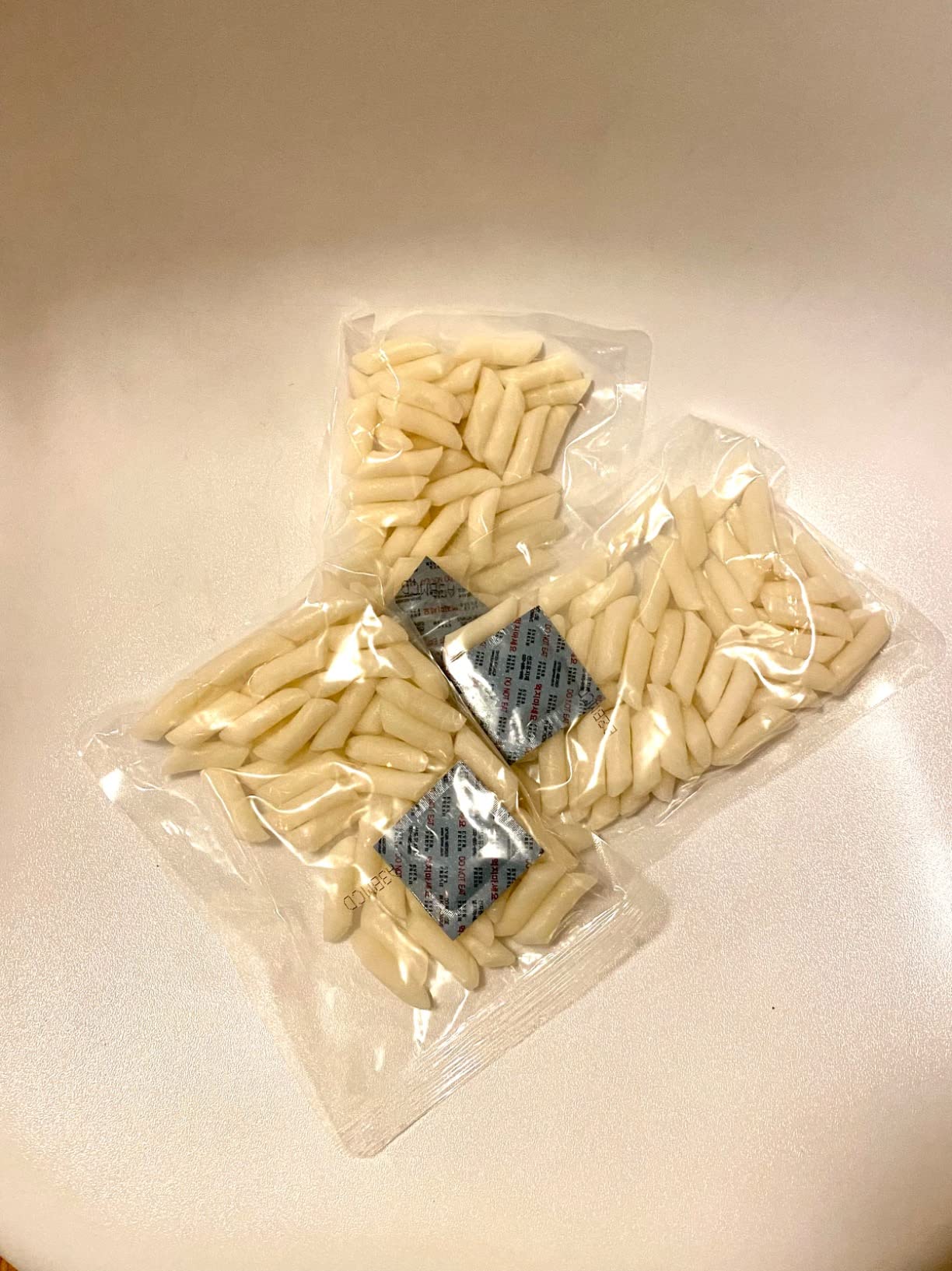 Wang Korean Tteok Rice Cakes, Chewy Tteokobokki Rice Cakes, Gluten-Free, Vegan, Individually Packaged, 21.17 oz customer photo 2