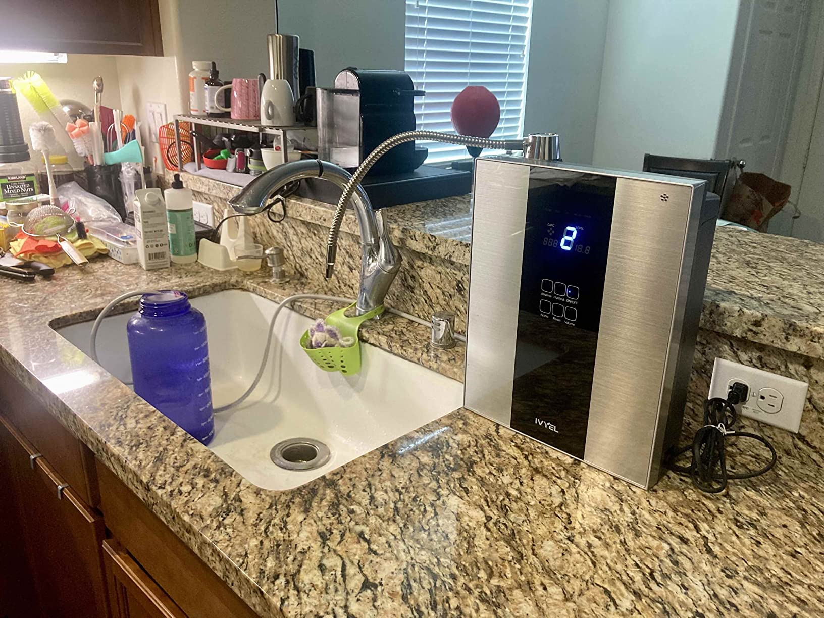 Korea-Made Ivyel PL Alkaline Water Machine, Water Ionizer, Produces pH 8.5-10.0 Alkaline Water/Acidic Water/Hydrogen Water/Water Purifier Filter/Ionized Water/Antioxidant Water customer photo 1