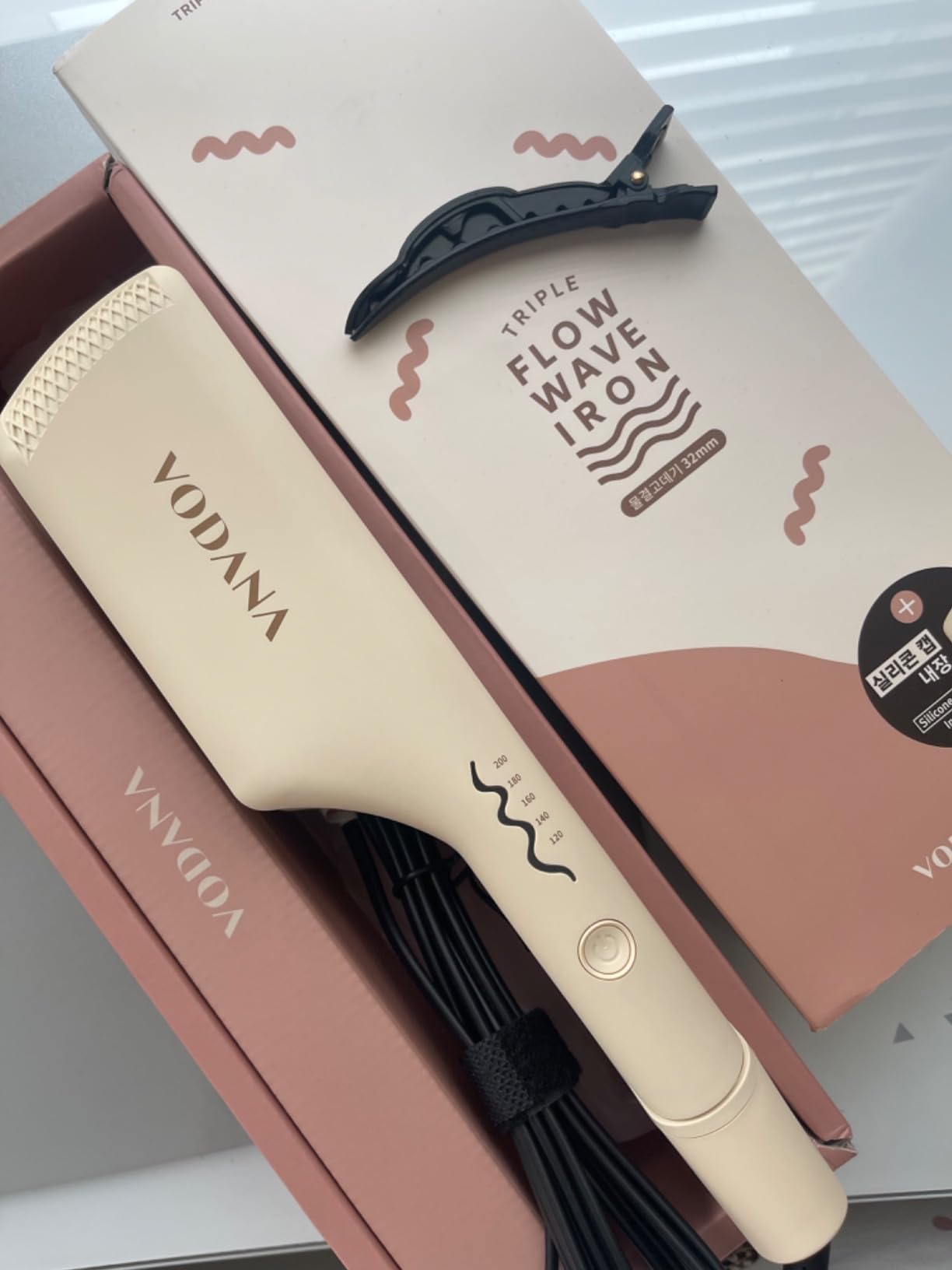 VODANA Triple Flow Hair Waver 1.6 inch - Create Bouncy Textured Beach Waves in Seconds | Fast Heating Design for High-Shine Finish & Instant Volume, Creamy Blue customer photo 2