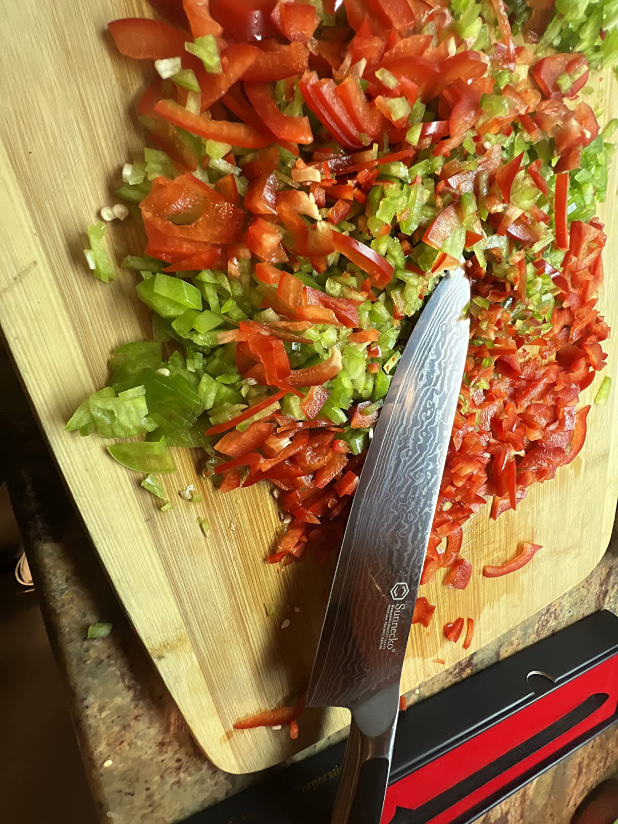 Sunnecko 8 Inch Japanese Damascus Chef Knife - Ultra Sharp VG10 67 Layers Kitchen Cooking Knives customer photo 1