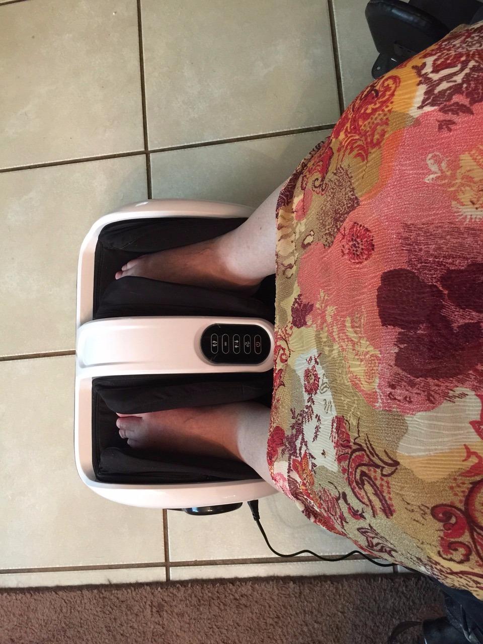 Cloud Massage Shiatsu Foot Massager with Heat, Standard Size, White | Deep Kneading & Compression, Adjustable Intensity, Multi-Mode Leg and Foot Massager with Remote Control, Anti-Slip Base customer photo 2