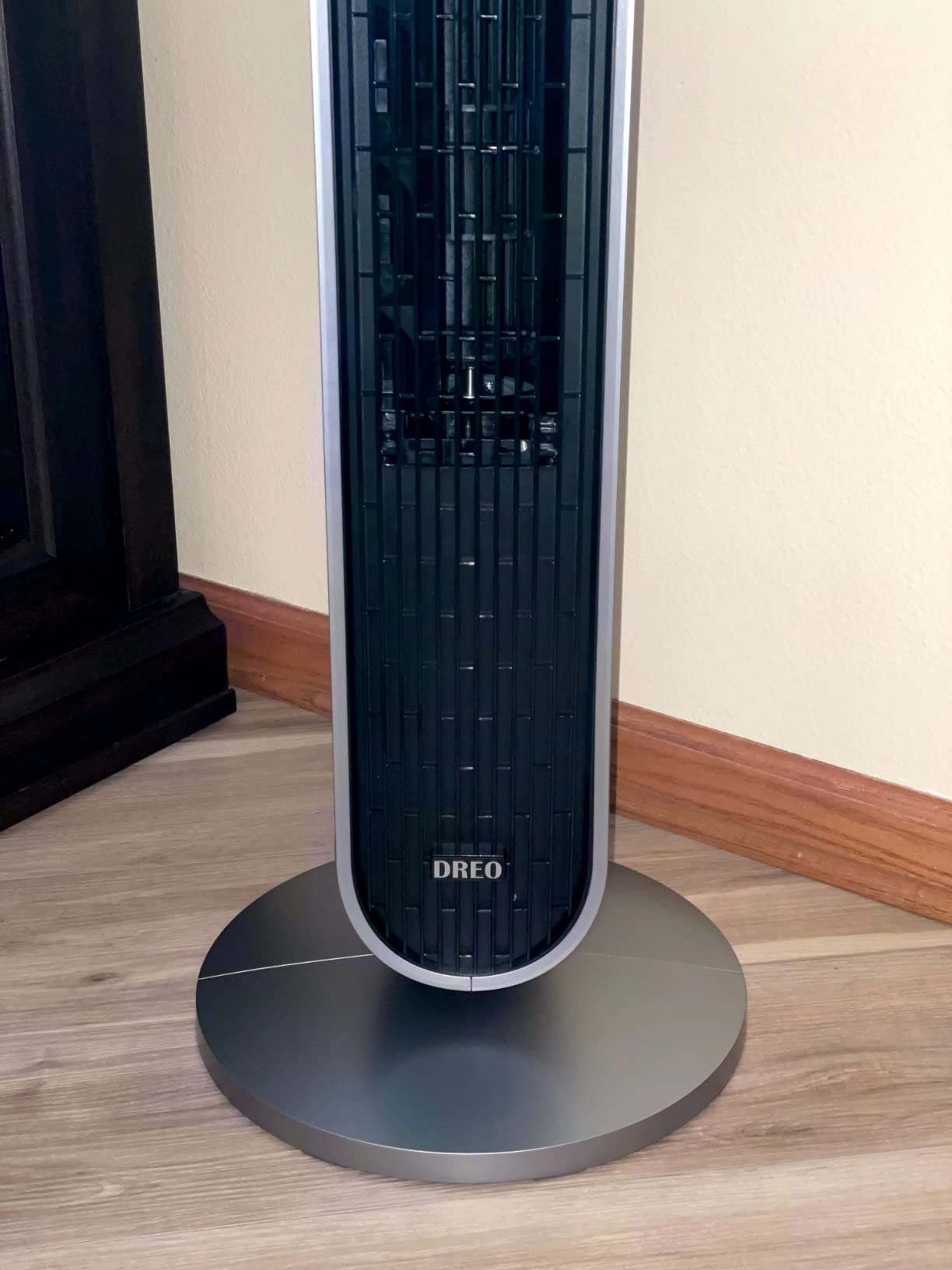 DREO Smart Tower Fan for Bedroom, 120° Oscillating Fan, 12 Speeds | 28ft/s Airflow Quiet Fan, DC Motor, 4 Modes Standing Fan, 12H Timer Cooling Fan for Home, Living Room, App & Alexa Control customer photo 1