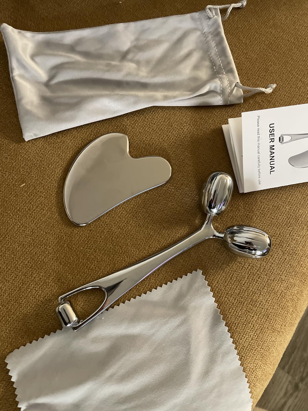 Yeamon Gua Sha Facial Tools and Face Roller Set, Facial Massage Tool for Women's Skincare Routine,Cooling Stainless Steel Face Sculpting Eyes Roller Guasha for Daily Use or Self-Care Gift for Women customer photo 1