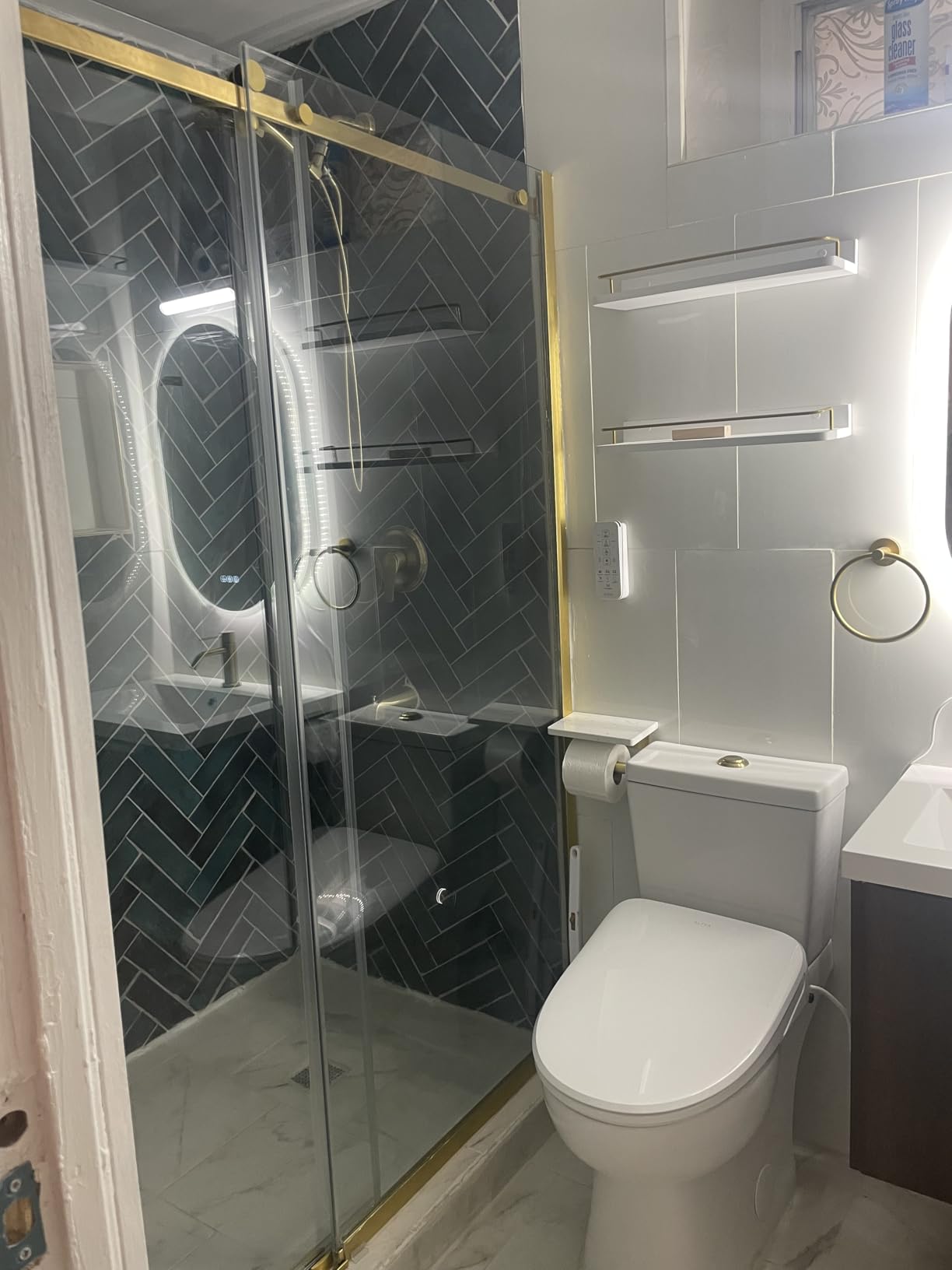 ALPHA BIDET UX Pearl Bidet Toilet Seat in Elongated White | Ultra Low Profile | Endless Warm Water | Arced Stainless Steel Nozzle | LED Nightlight | Dryer | Deodorizer | 3 Year Warranty customer photo 1