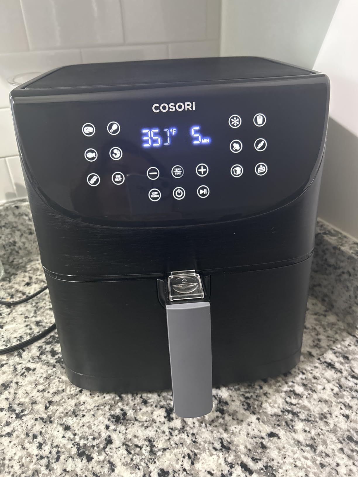 Cosori Pro Gen 2 Air Fryer 5.8QT, Upgraded Version with Stable Performance & Sleek New Look, 13 One Touch Functions, 100 Paper & 1100 Online Recipes, Dishwasher-Safe Detachable Square Basket, Black customer photo 1
