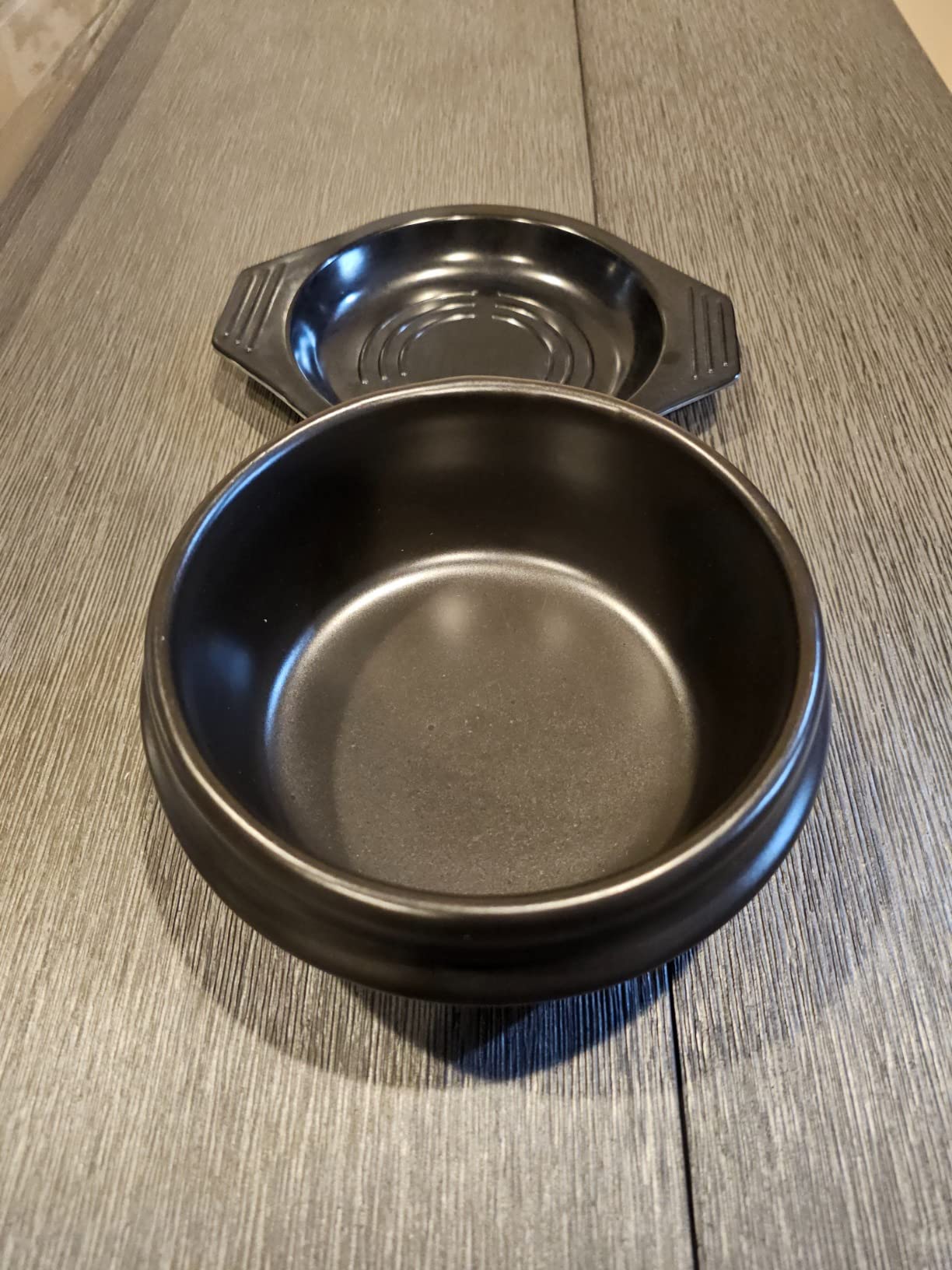 Korean Stone Bowl with Tray - Premium Ceramic Stone Hot Pot for Bibimbap Soup, Stews, and Rice - 37.1 oz Capacity - Dishwasher, Microwave, Oven, and Stovetop Safe customer photo 2