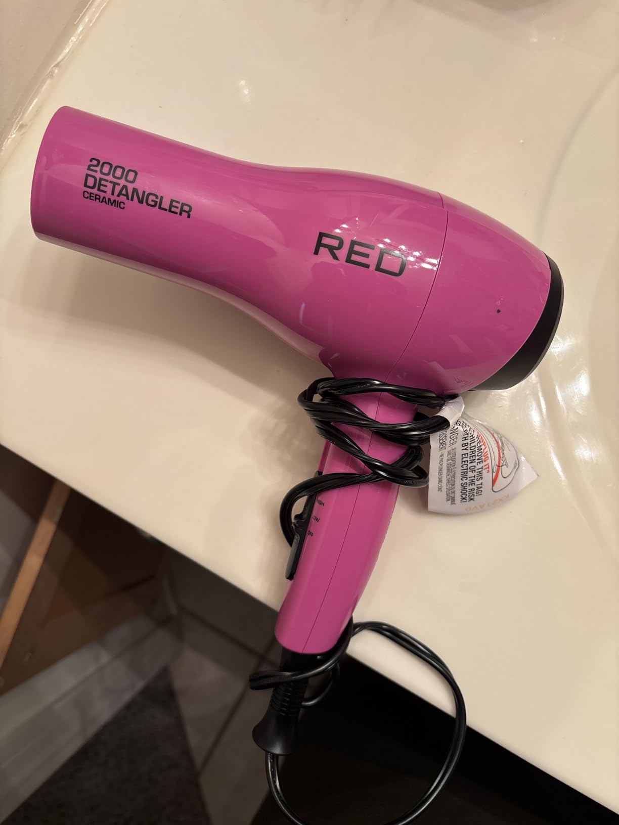 RED by KISS 2000 Ceramic Hair Dryer, Professional Salon Blow Dryer 3 Attachments Included, 2 Detangler Piks, 1 Air Concentrator (Yellow) customer photo 1