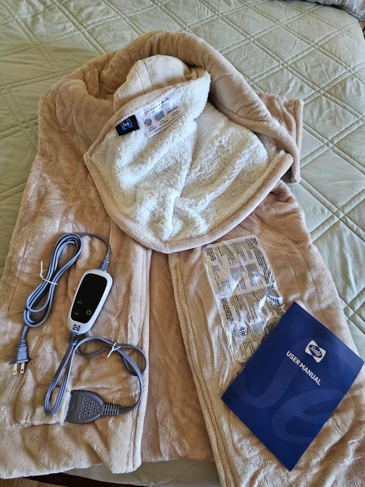 Sealy Electric Blanket with Foot Pocket for Adults, Flannel & Sherpa Heated Blanket Throw with 6 Heating Levels & 2-10 Hours Auto Shut Off, Fast Heating & Machine Washable, 50x62 Inch, Dark Grey customer photo 1