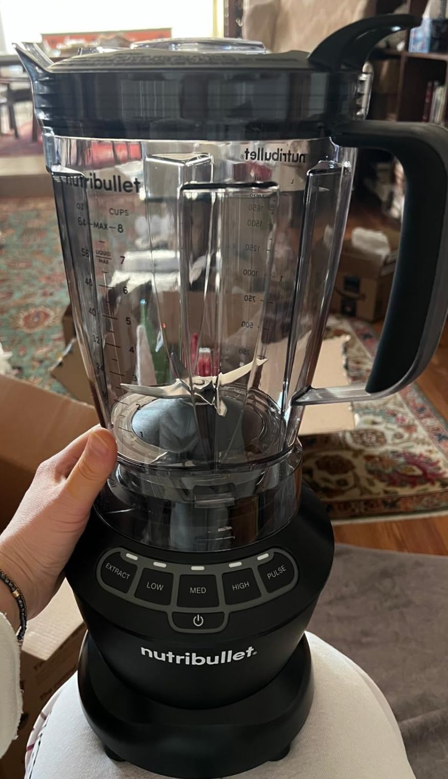 nutribullet Full-Size Blender Combo NBF50500AW, 1200W, 64oz Pitcher, Matte White customer photo 2