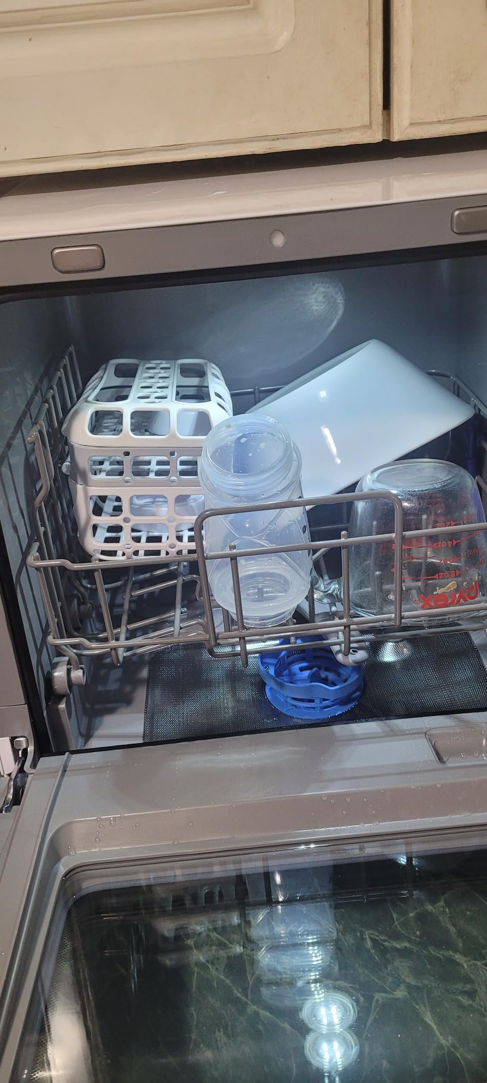 COMFEE' Portable Dishwasher Countertop with 5L Built-in Water Tank, No Hookup Needed, 6 Programs, 360° Dual Spray, 192℉ High-Temp& Air-Dry Function, Mini Dishwasher for RVs, White customer photo 2