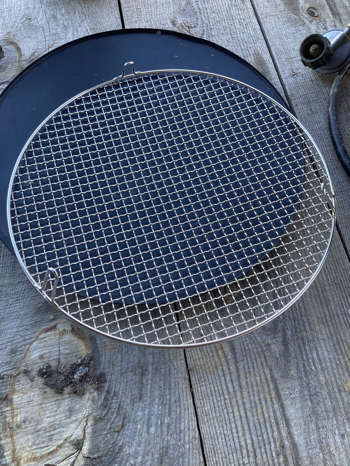 Multi-Purpose Barbecue Net, BBQ Net for Grilling, SUS304 BBQ Grill Mesh, Round Barbecue Wire Rack, BBQ Rack/Grate/Steam Mesh for Camping Charbroil Outdoor Barbeque Backyards customer photo 2
