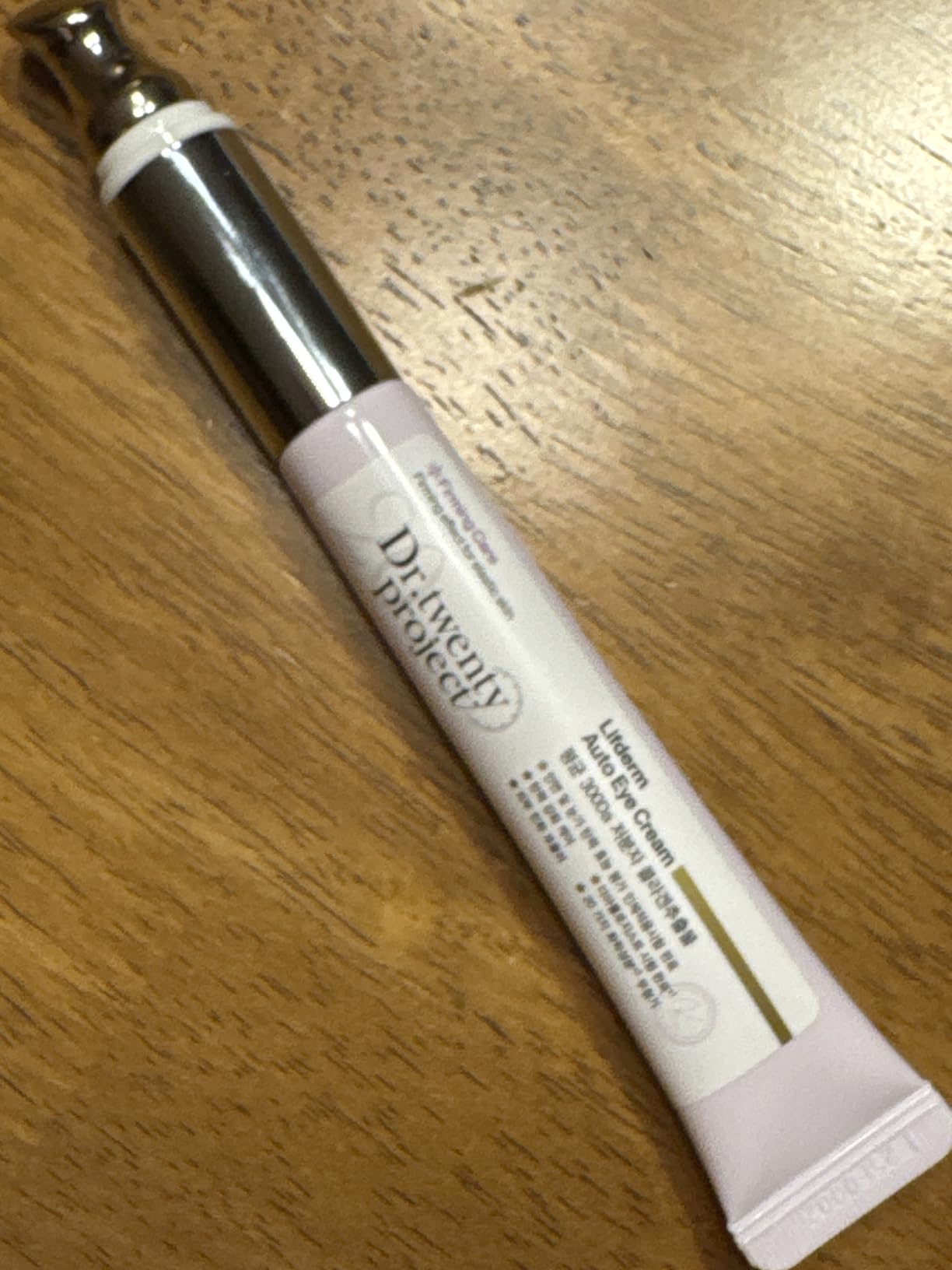 Lifderm Eye Cream with Collagen & Vibrating Device for Wrinkles, Anti-Aging, Dark Circles - Lifting, Firming, Tightening, Depuffing, Nourishing Korean Skincare (20ml 0.6 fl oz) customer photo 1