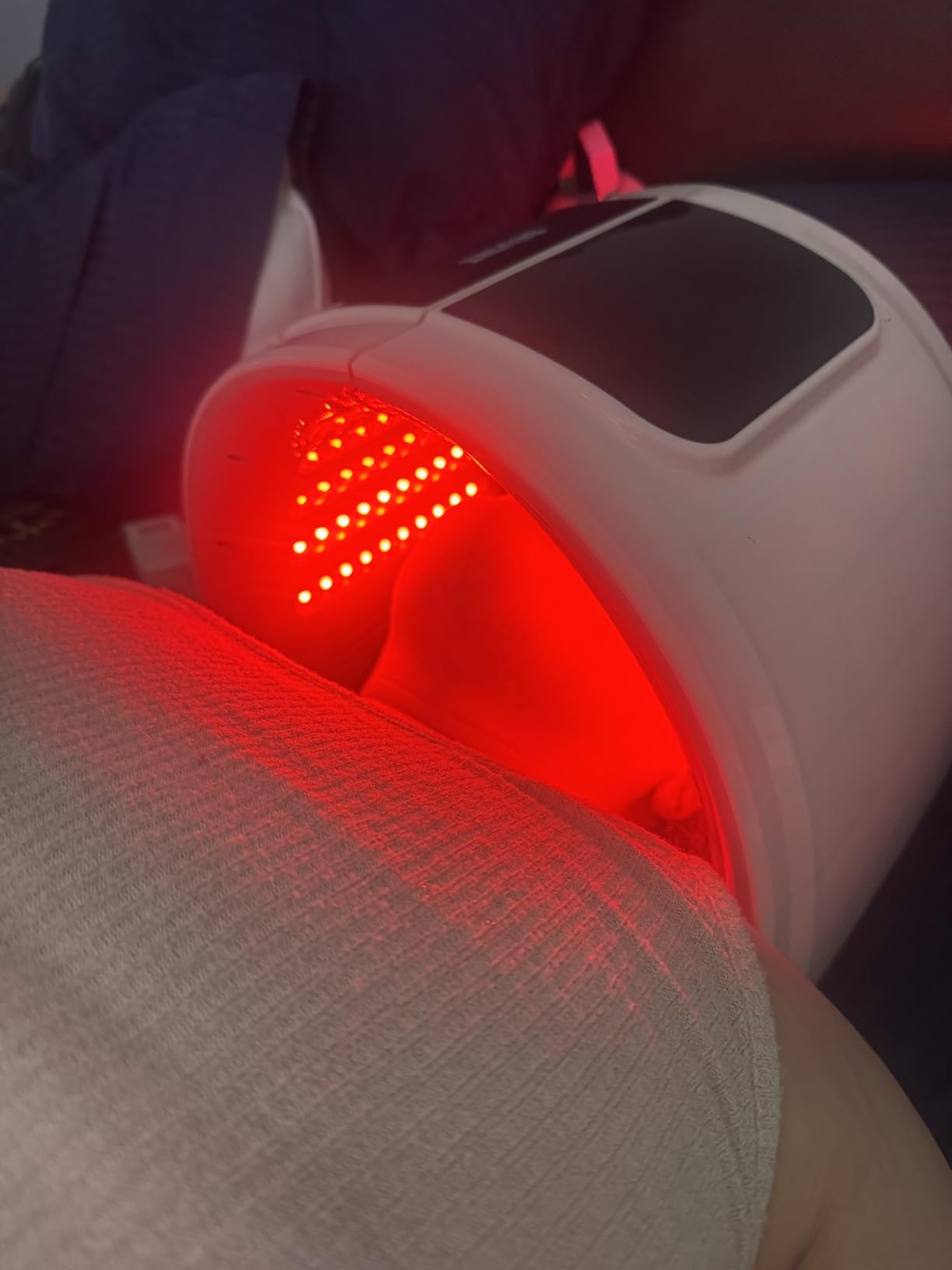 Beuwe Red Light Therapy Mask, LED Light Therapy for Face, 7 Colors LED Face Mask Facial LED Light Therapy Tool Skin Care Equipment at Home customer photo 1