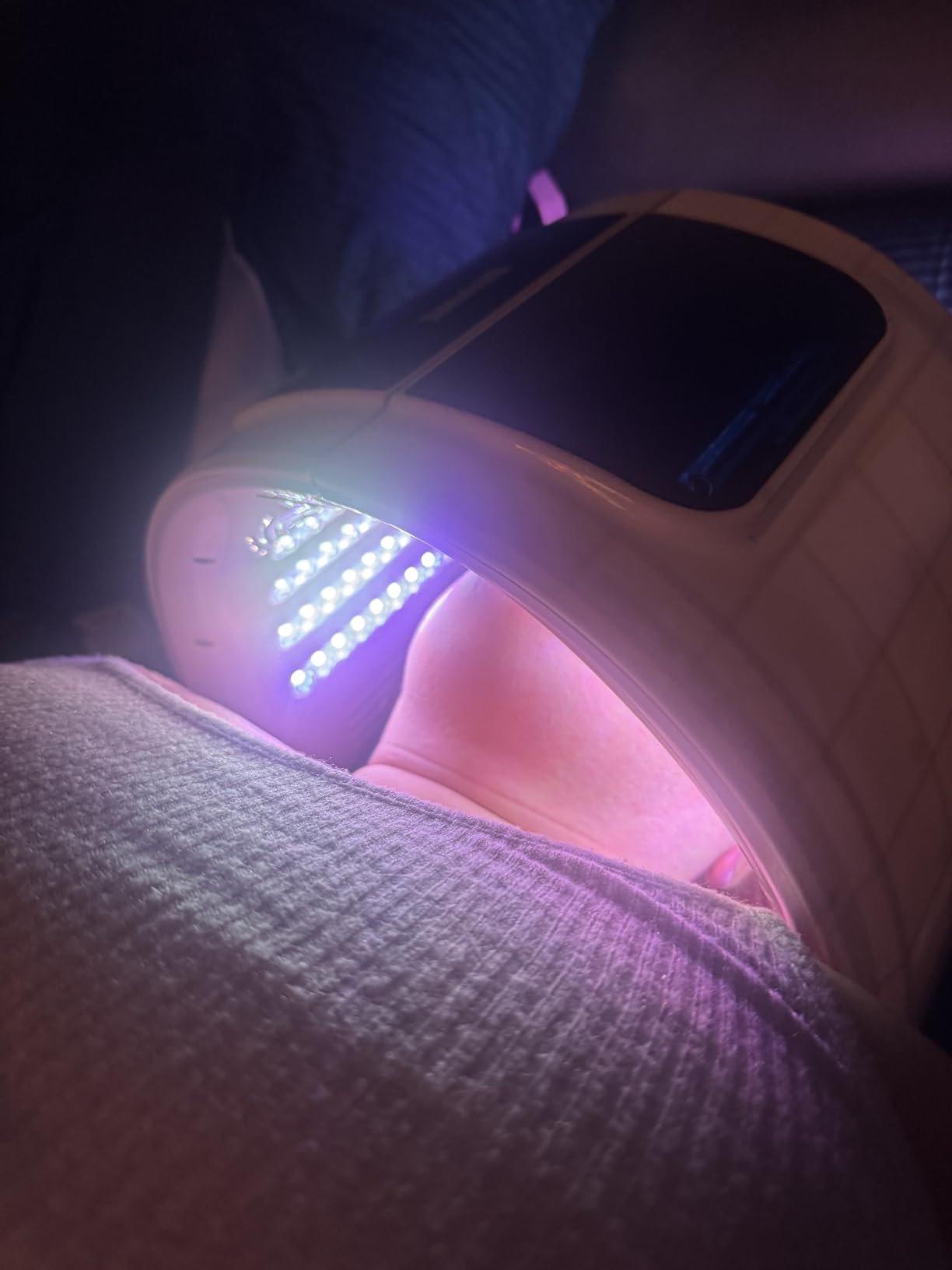 Beuwe Red Light Therapy Mask, LED Light Therapy for Face, 7 Colors LED Face Mask Facial LED Light Therapy Tool Skin Care Equipment at Home customer photo 2
